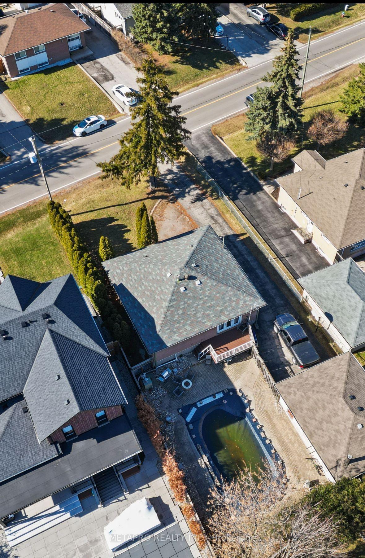 1294 Pinegrove Road, Oakville — Detached for lease, photo 1