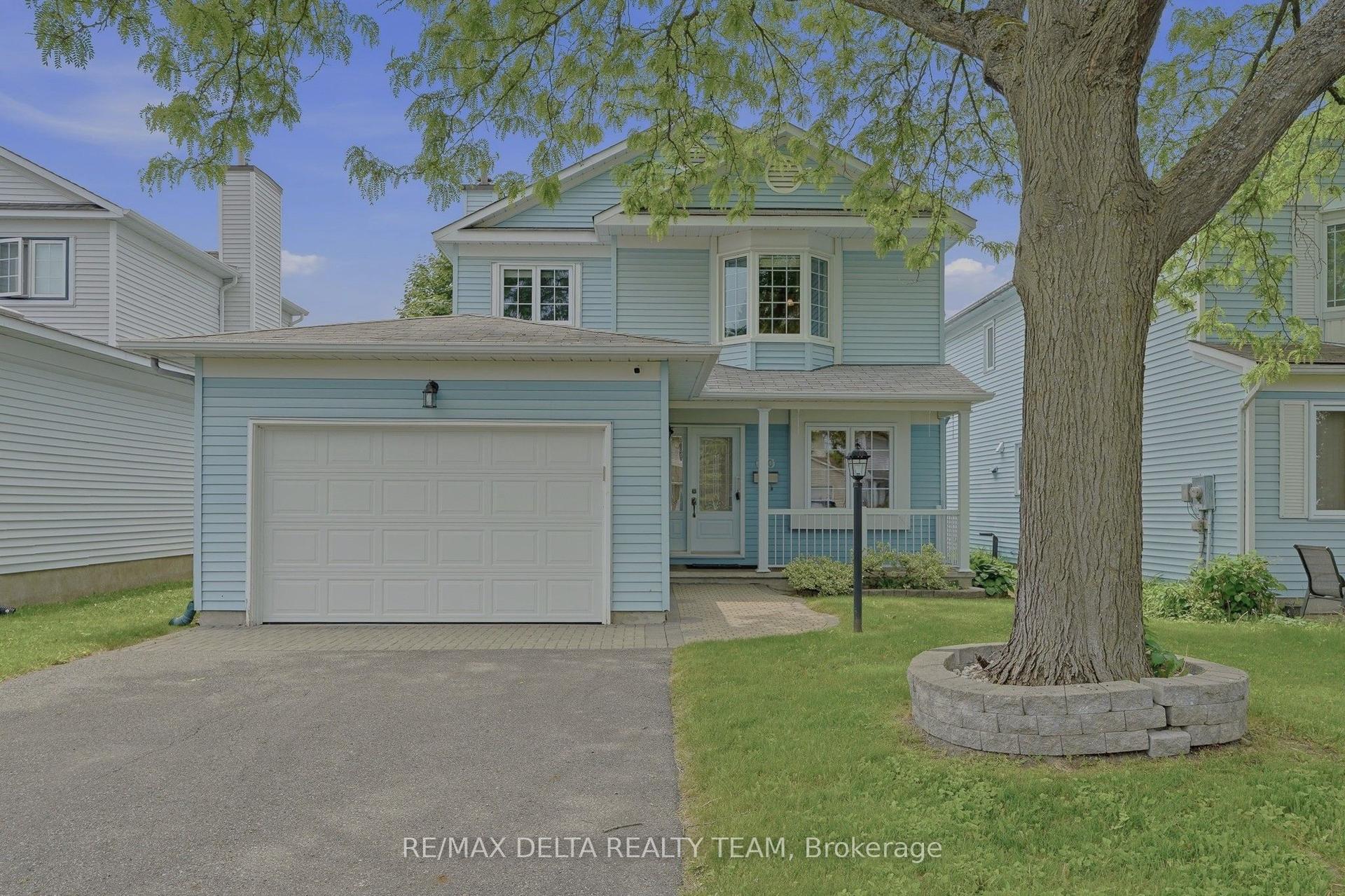 310 Mceachern Crescent — photo 1