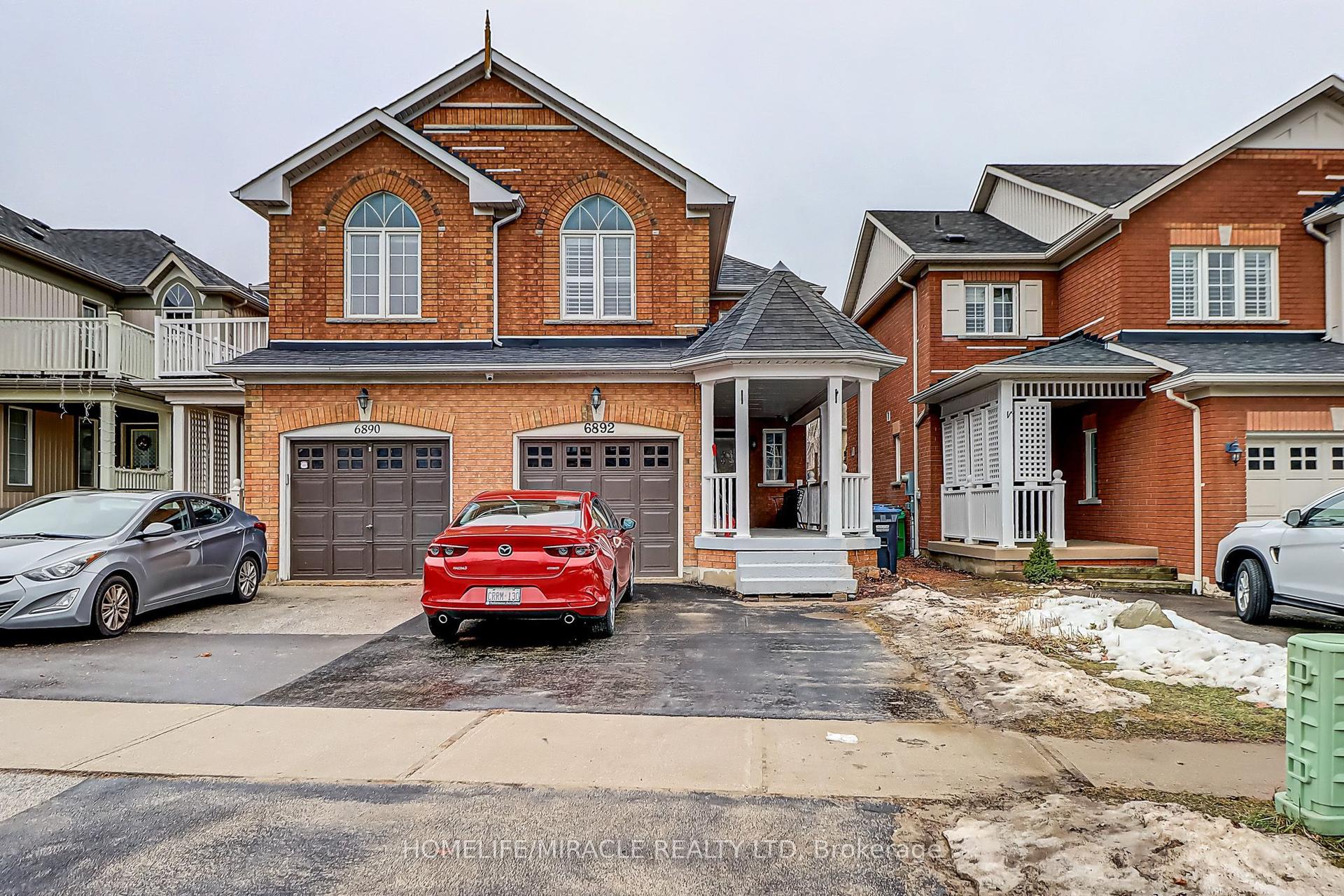 6892 Postmaster Ridge, Mississauga — Semi-Detached for lease, photo 1