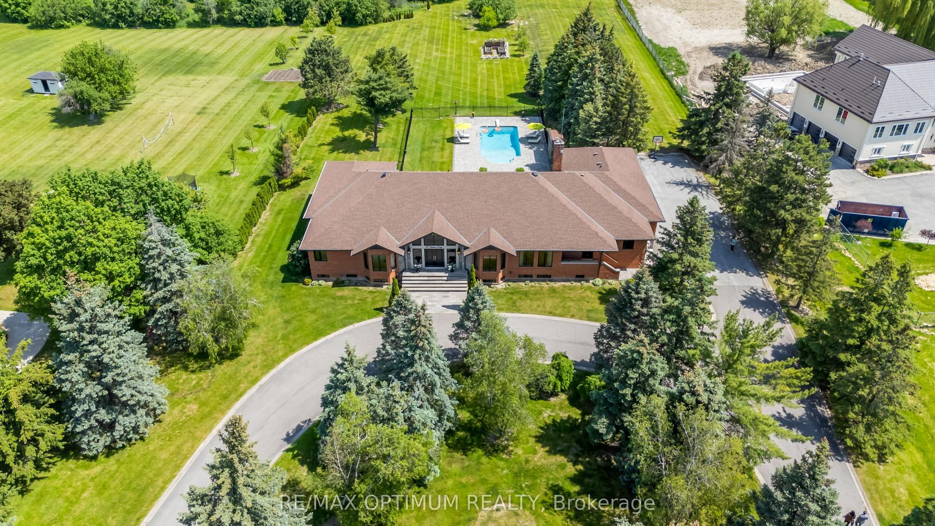 37 Fenton Way, Brampton — Detached for sale, photo 1