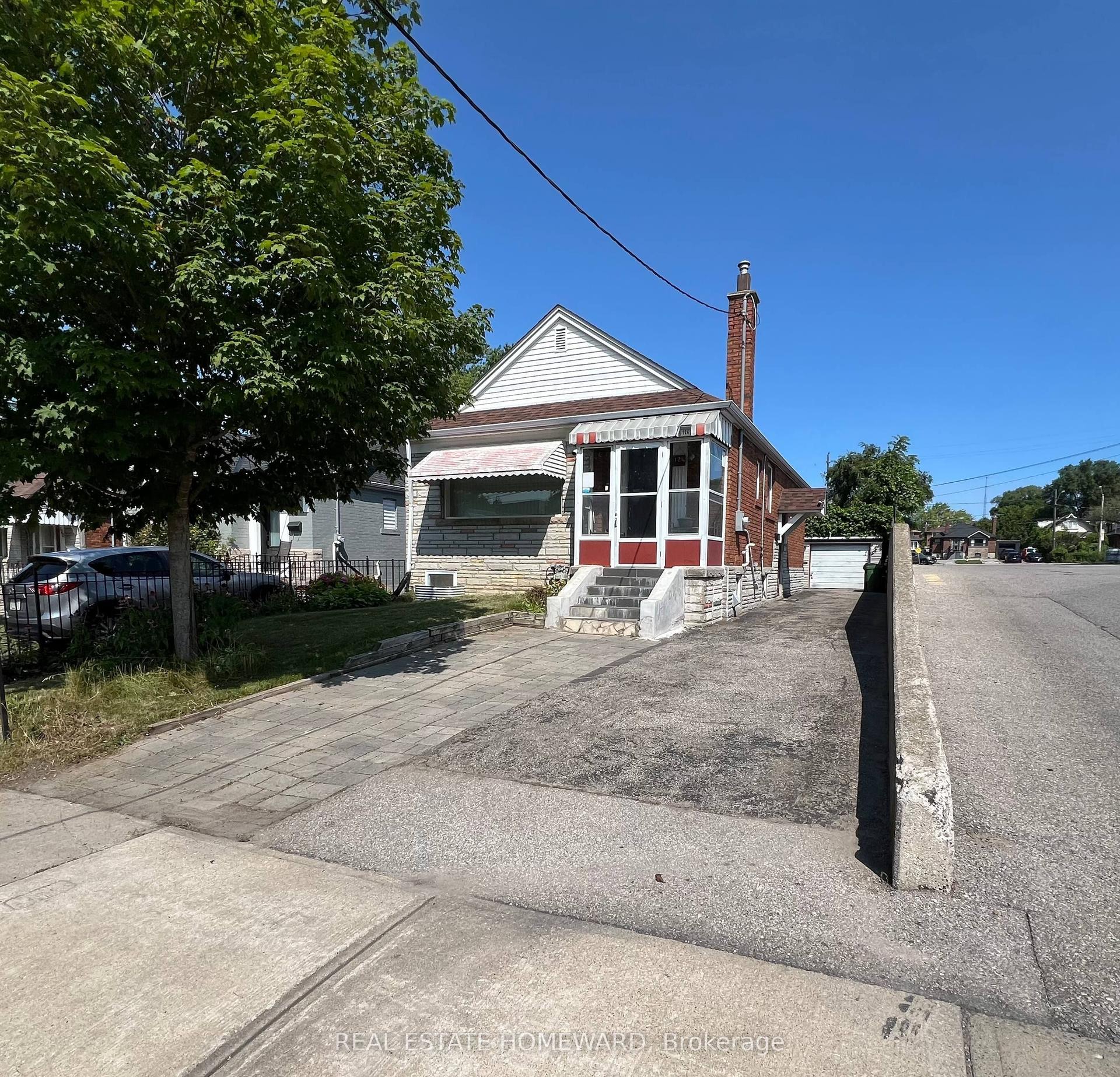 124 Glencrest Boulevard Main #Main, Toronto — Detached for lease, photo 1