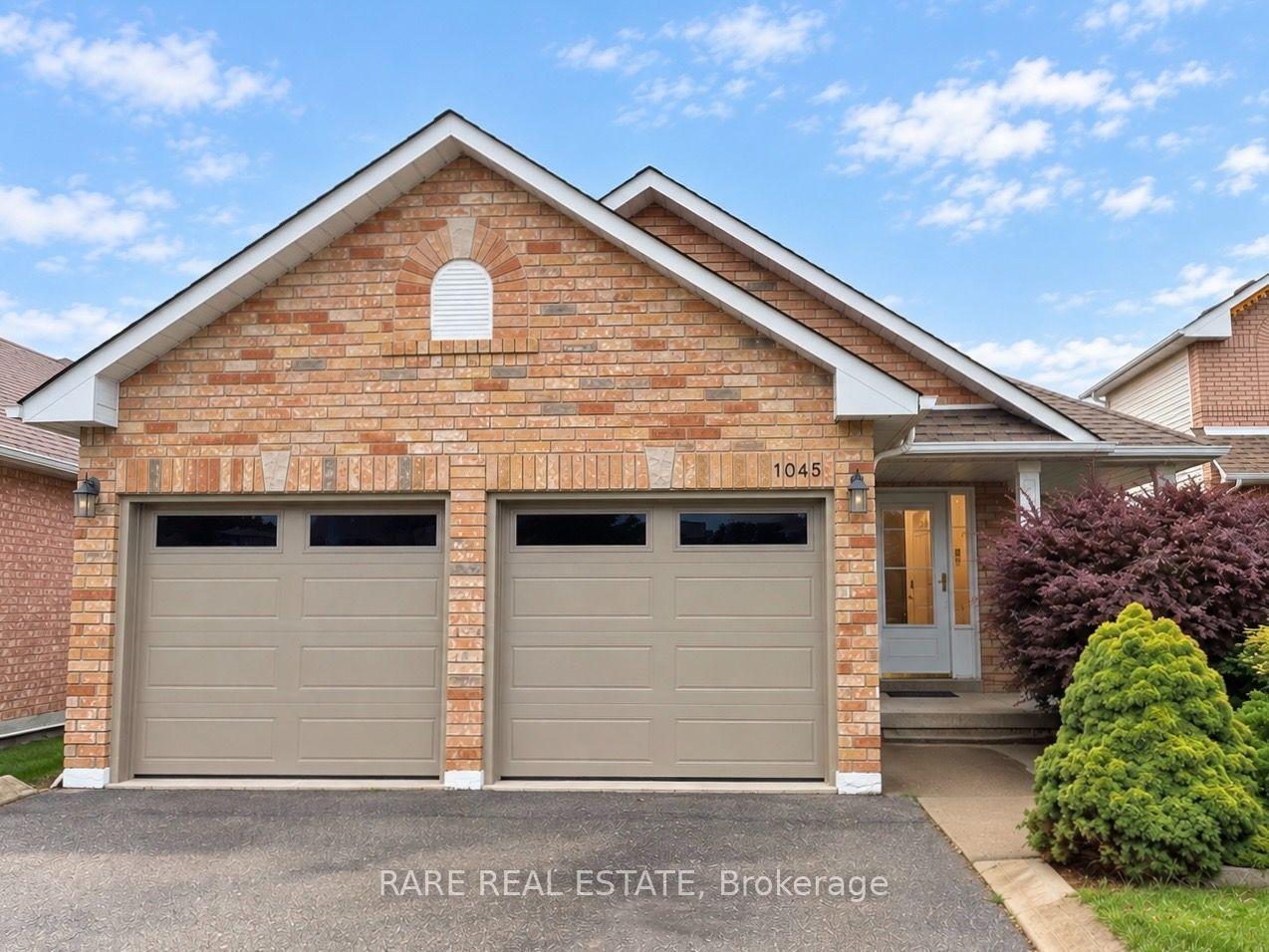 1045 CORRIE Street, Innisfil — Detached for lease, photo 1