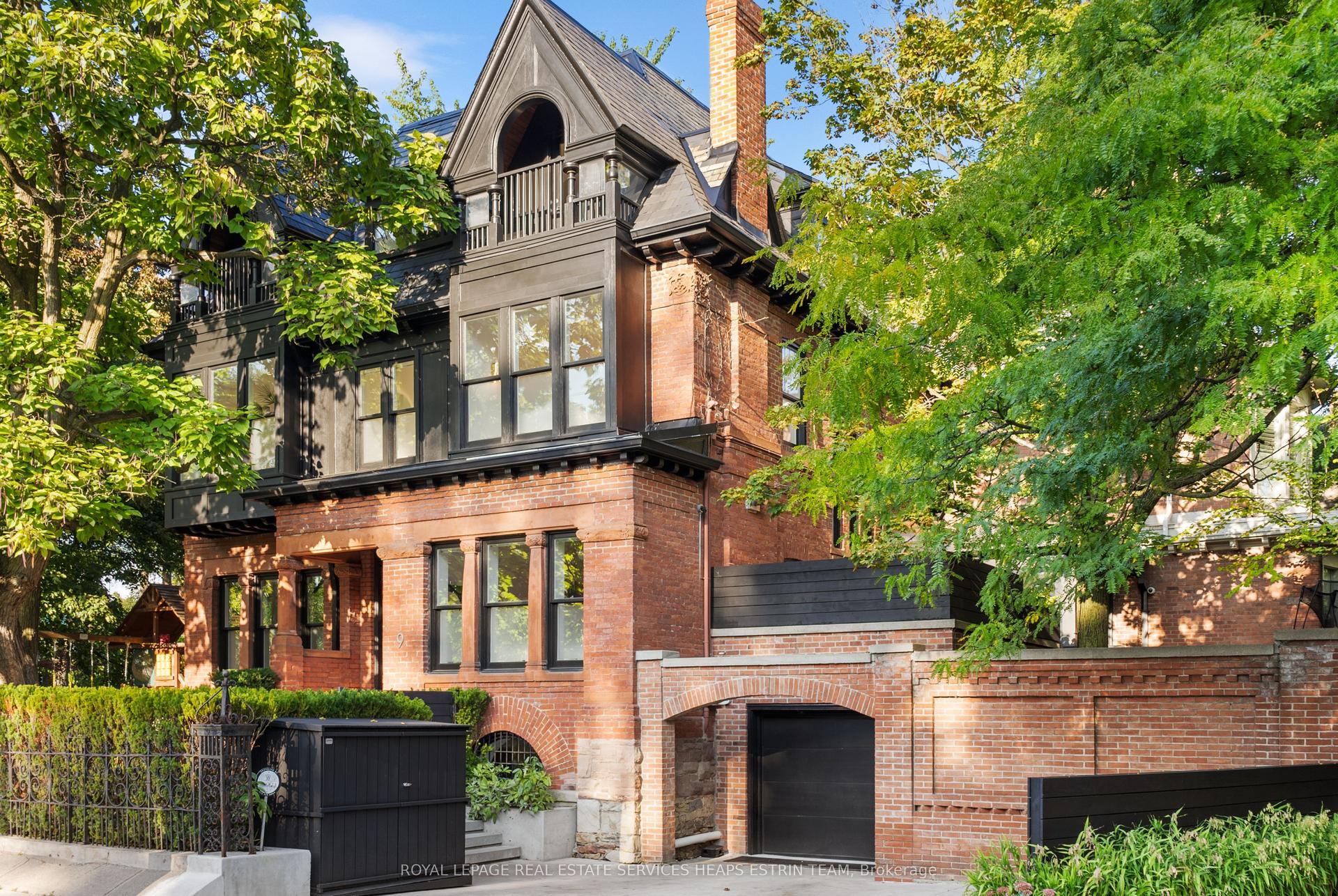 9 Sherbourne Street N, Toronto — Semi-Detached for sale, photo 1