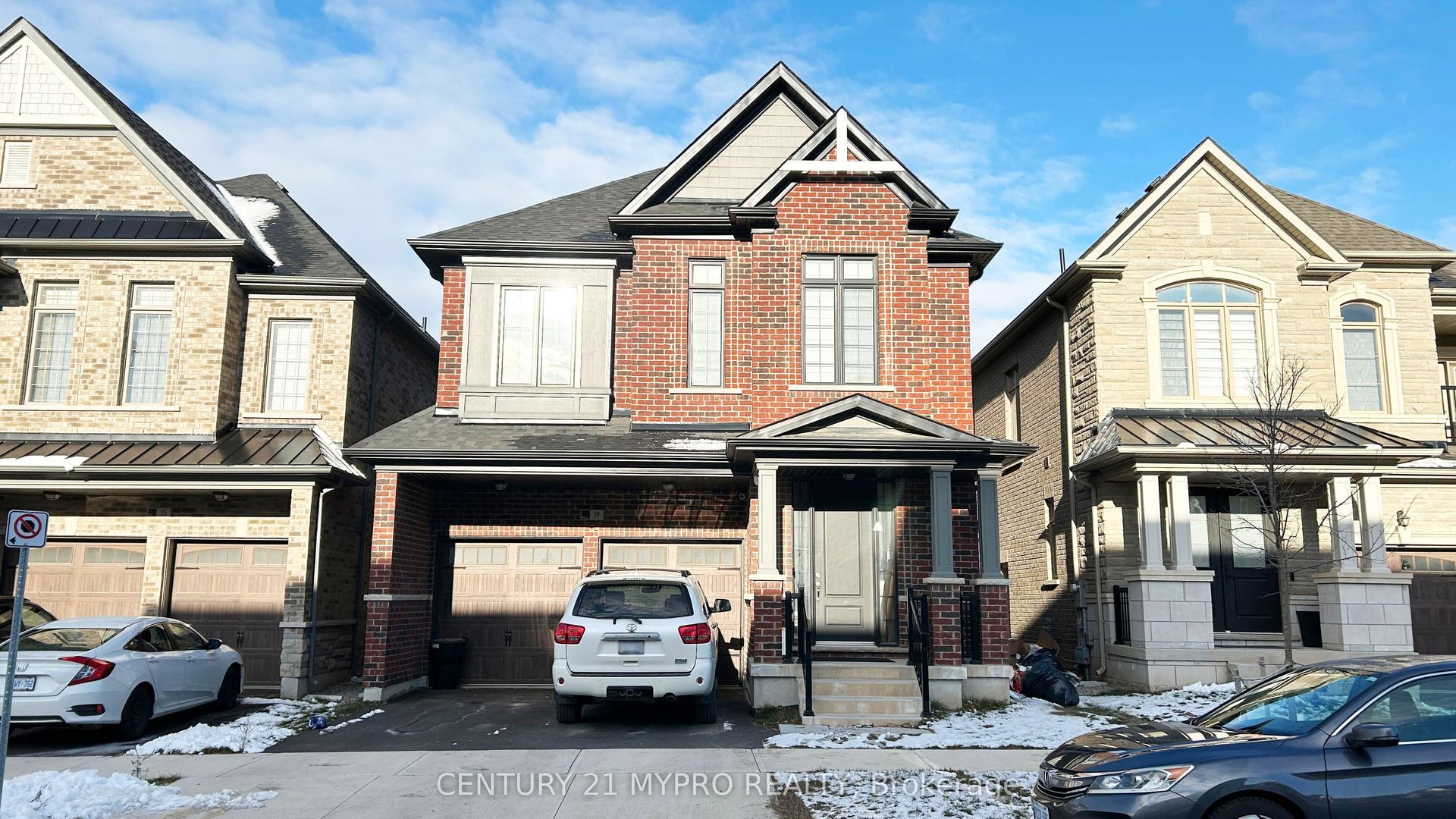 19 William Crawley Way — photo 1