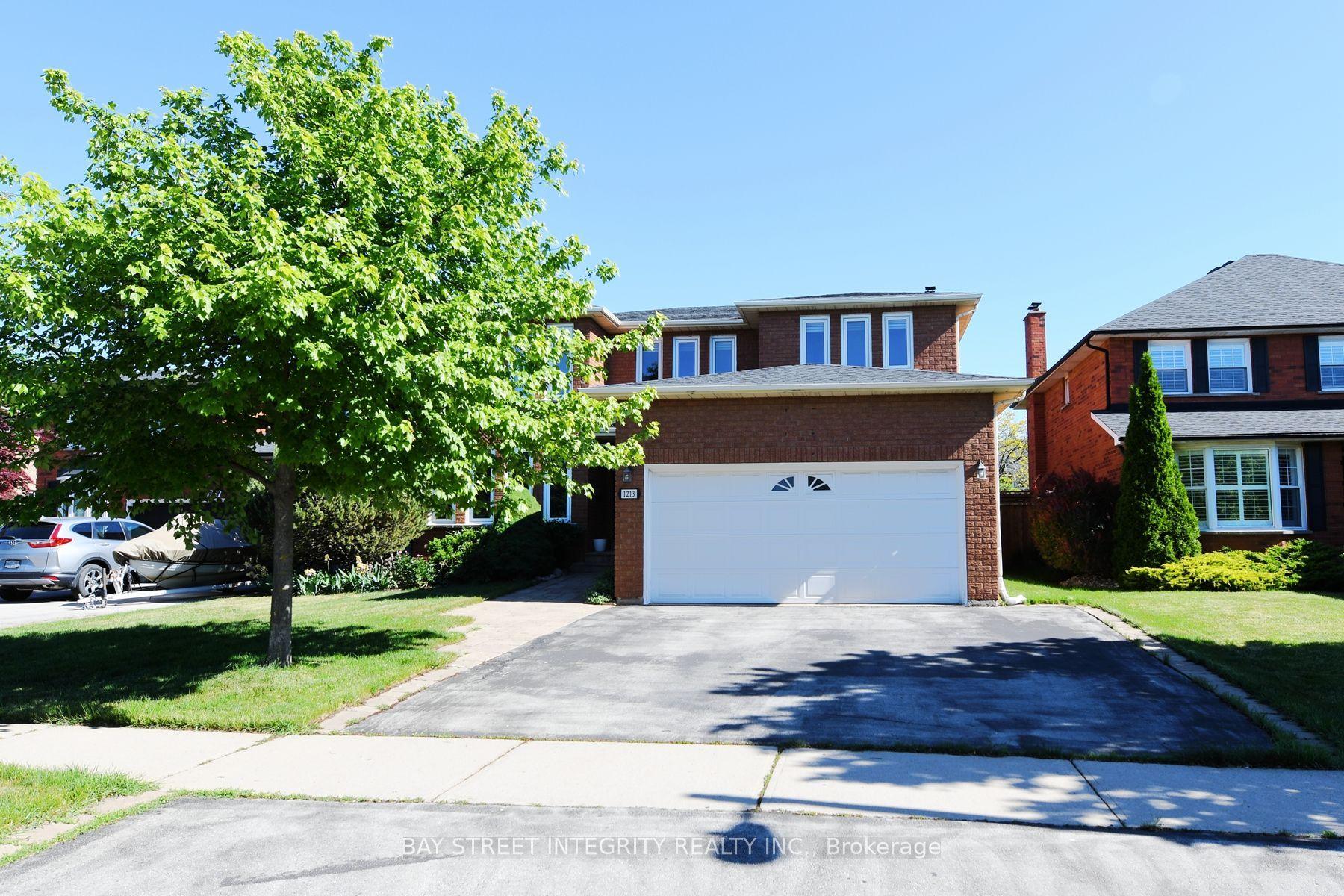 1213 Rosethorne Road, Oakville — Detached for lease, photo 1