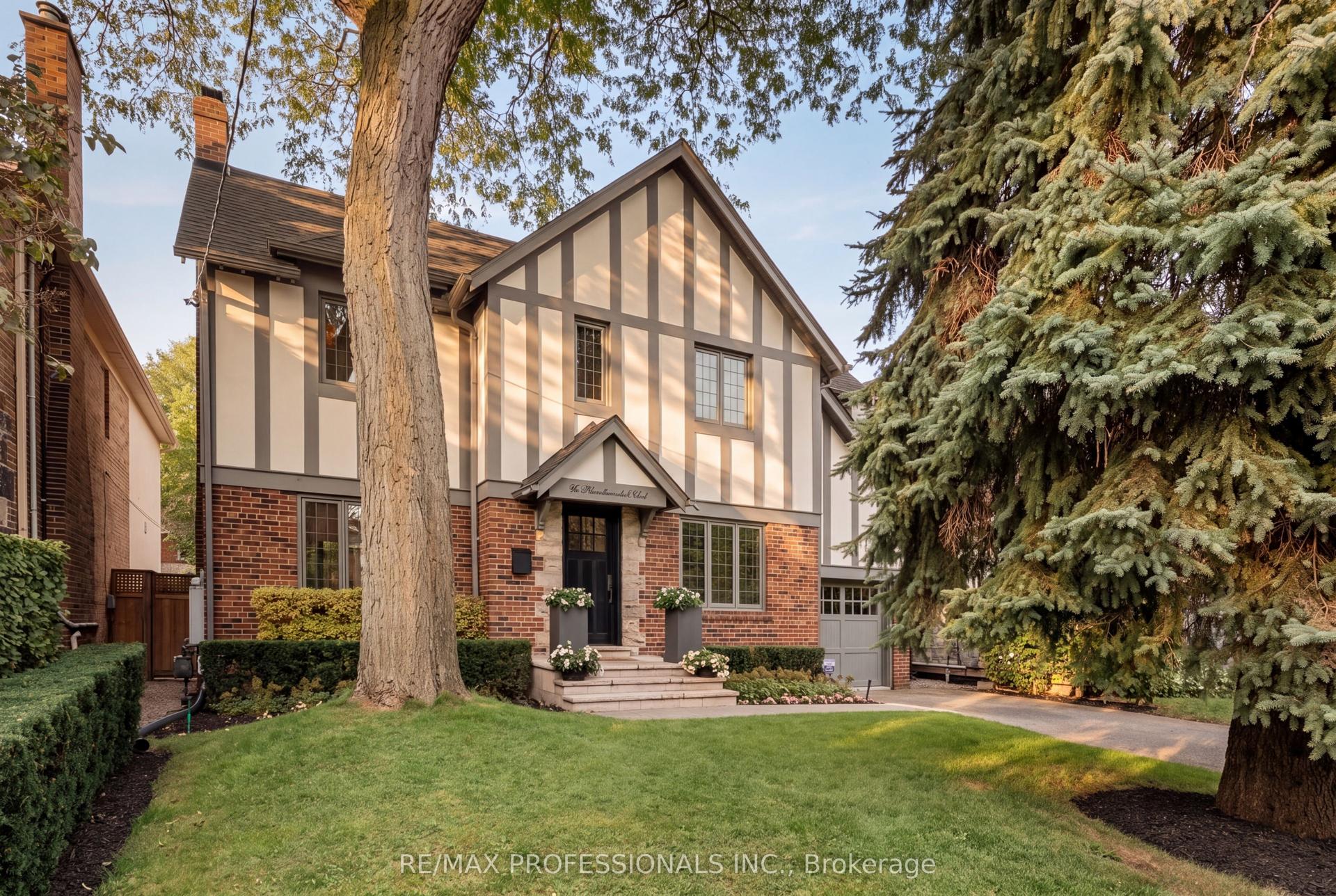 80 Humbervale Boulevard, Toronto — Detached for sale, photo 1