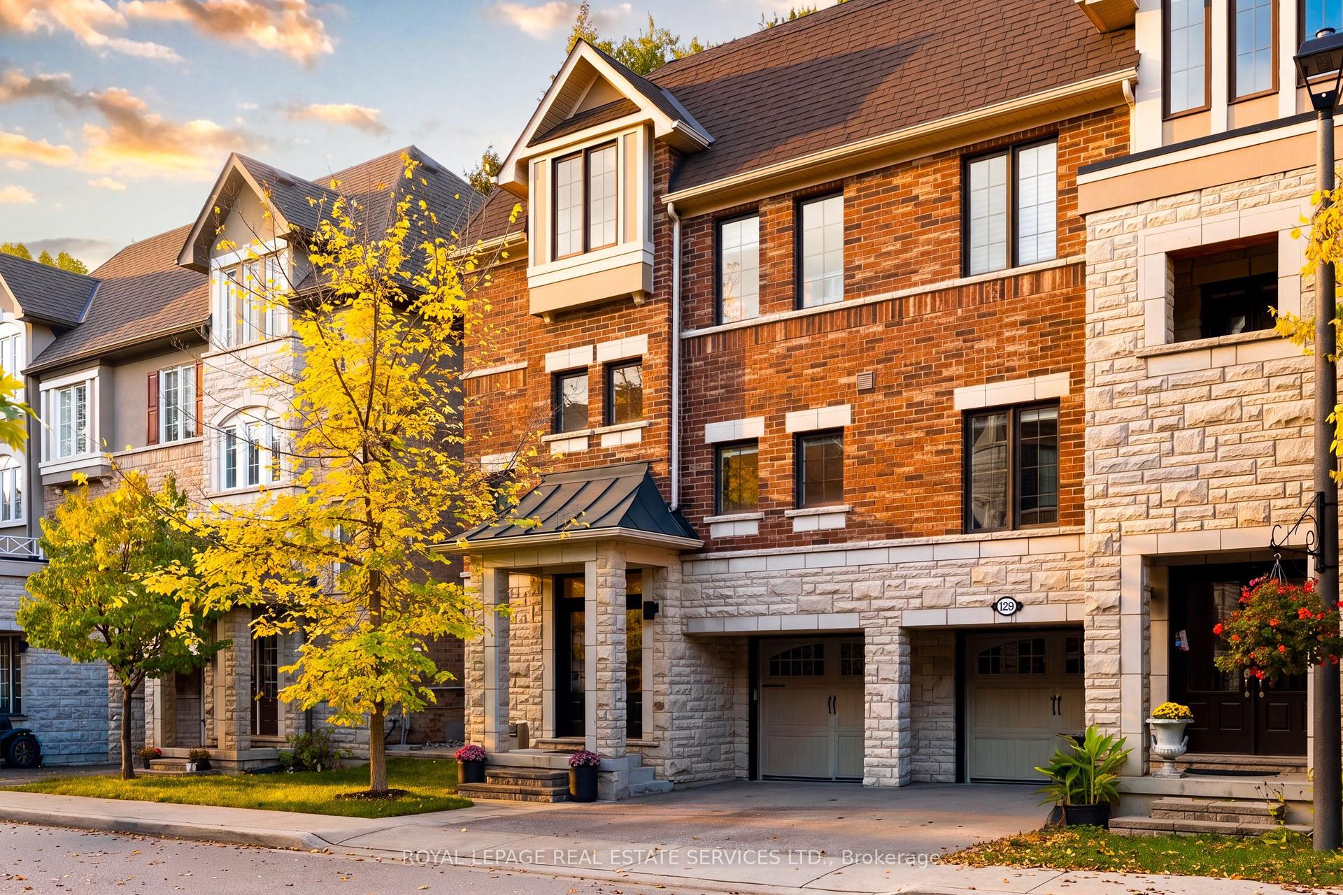 1233 Azinger Lane, Mississauga — Semi-Detached for sale, photo 1