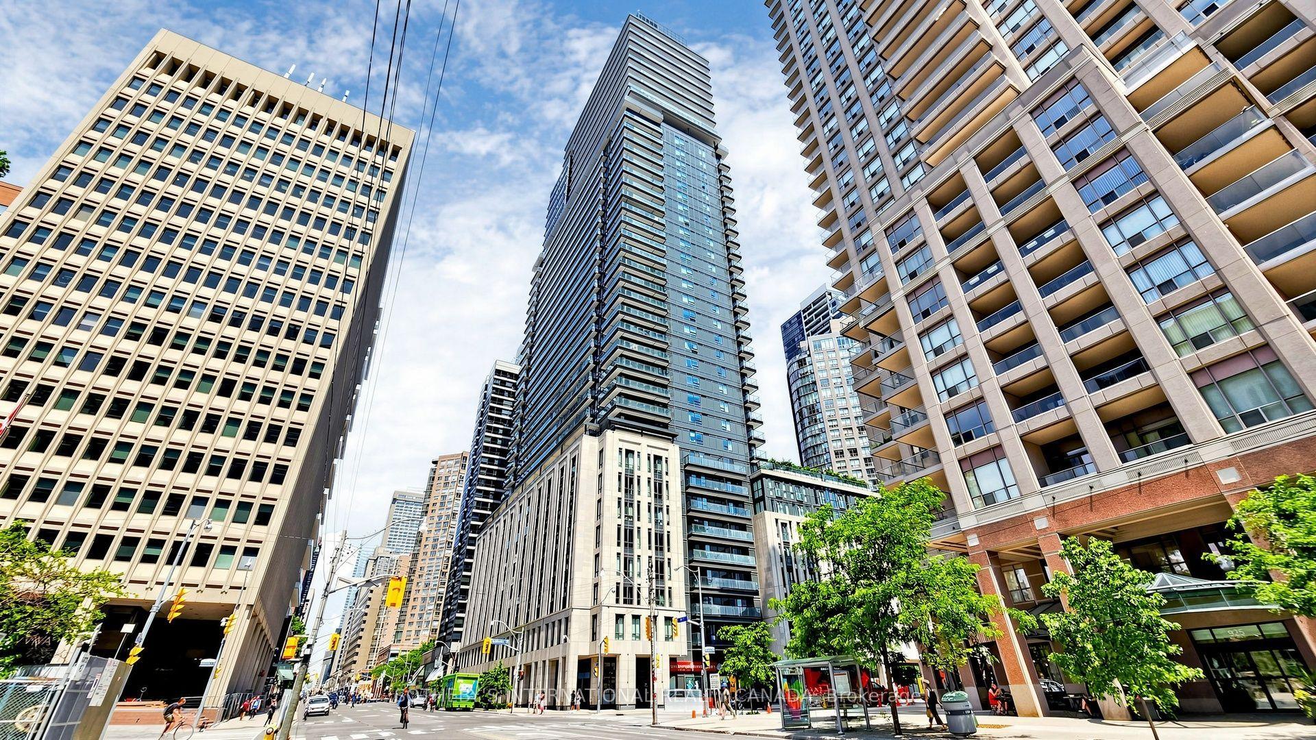 955 Bay Street 3807 #3807, Toronto — Condo for sale, photo 1