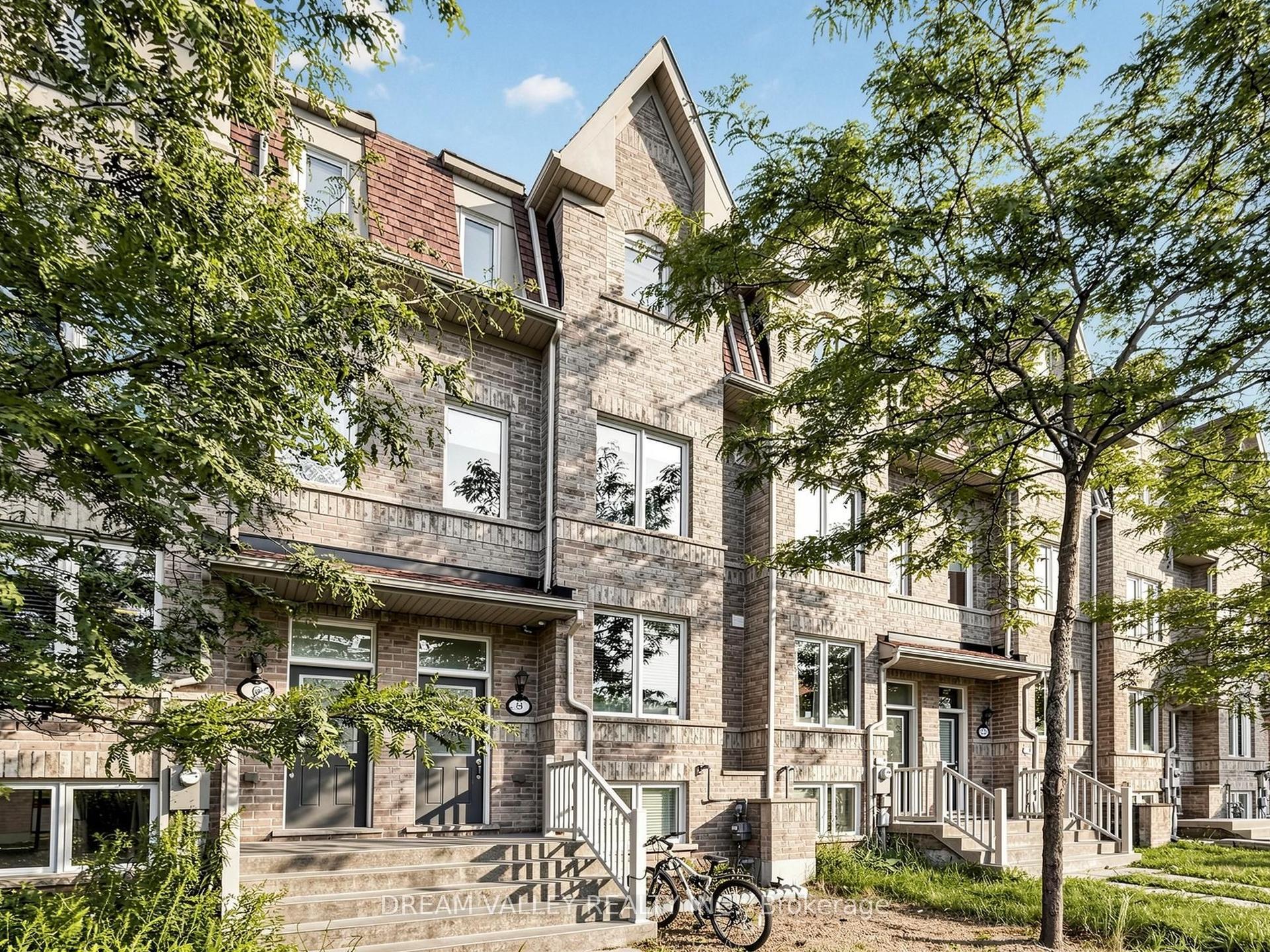 8 Zezel Way, Toronto — Townhouse for sale, photo 1