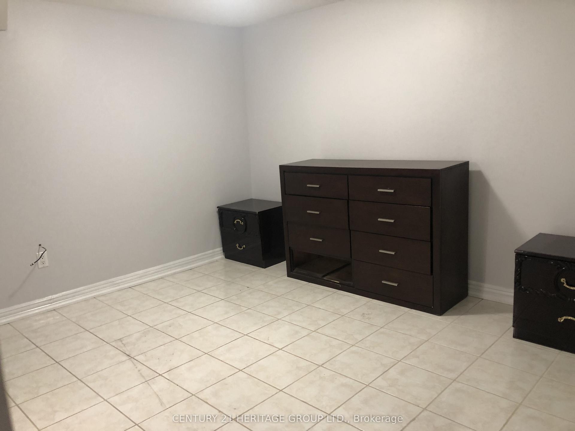 16 Cartmel Drive Apt 1 B1 #Apt 1 B1 — photo 1