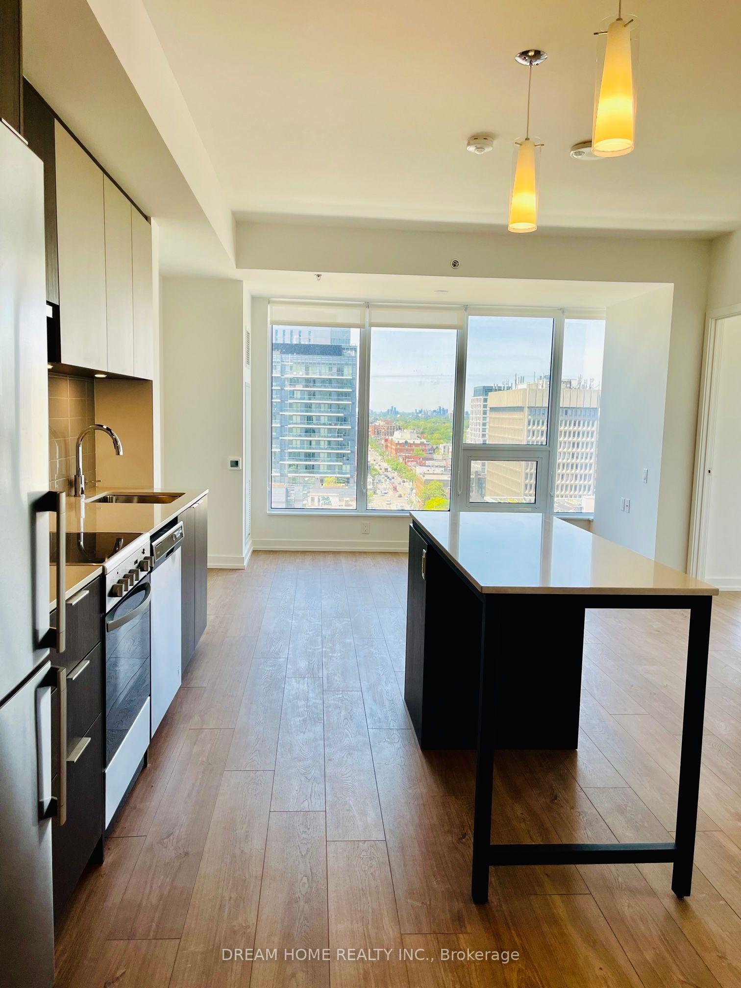 203 College Street 1404 #1404, Toronto — Condo for lease, photo 1