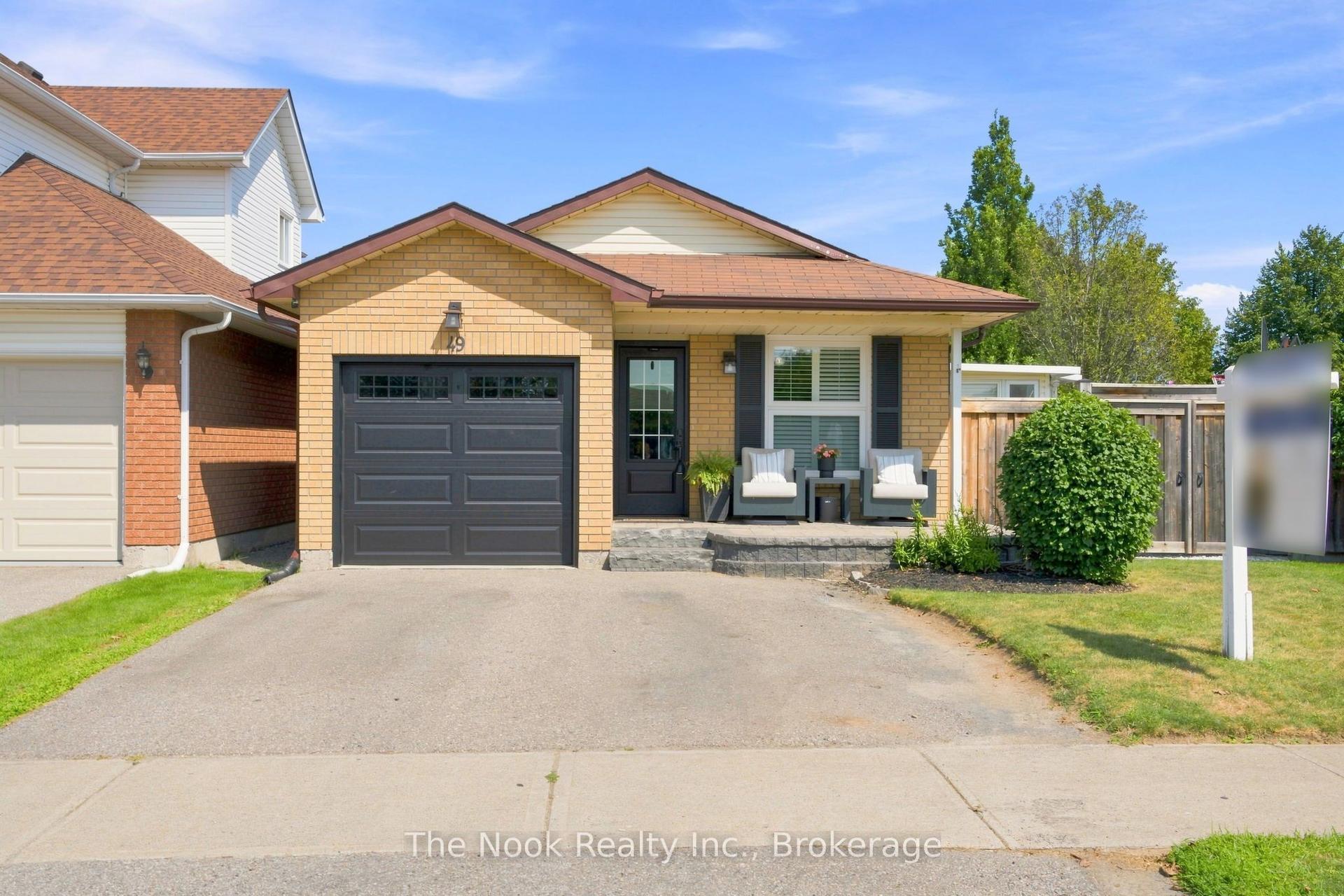 49 Granville Drive, Clarington — Detached for sale, photo 1