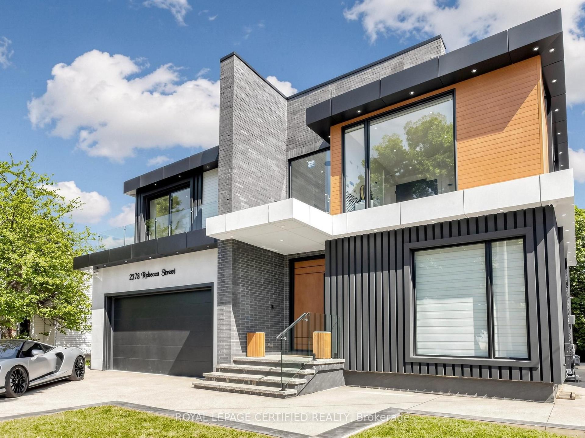 2378 Rebecca Street, Oakville — Detached for sale, photo 1