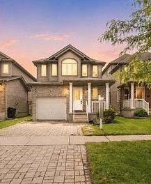 111 Parkvale Drive, Kitchener — Detached for sale, photo 1