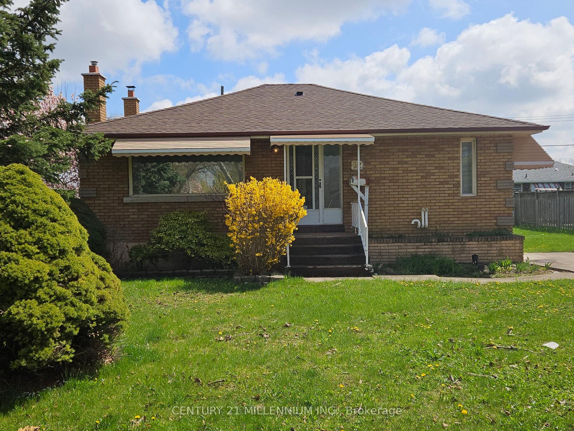 32 Stewart Avenue Upper #Upper — photo 1