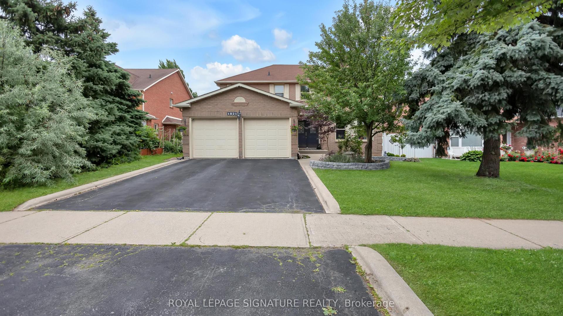 1821 Pilgrims Way, Oakville — Detached for lease, photo 1