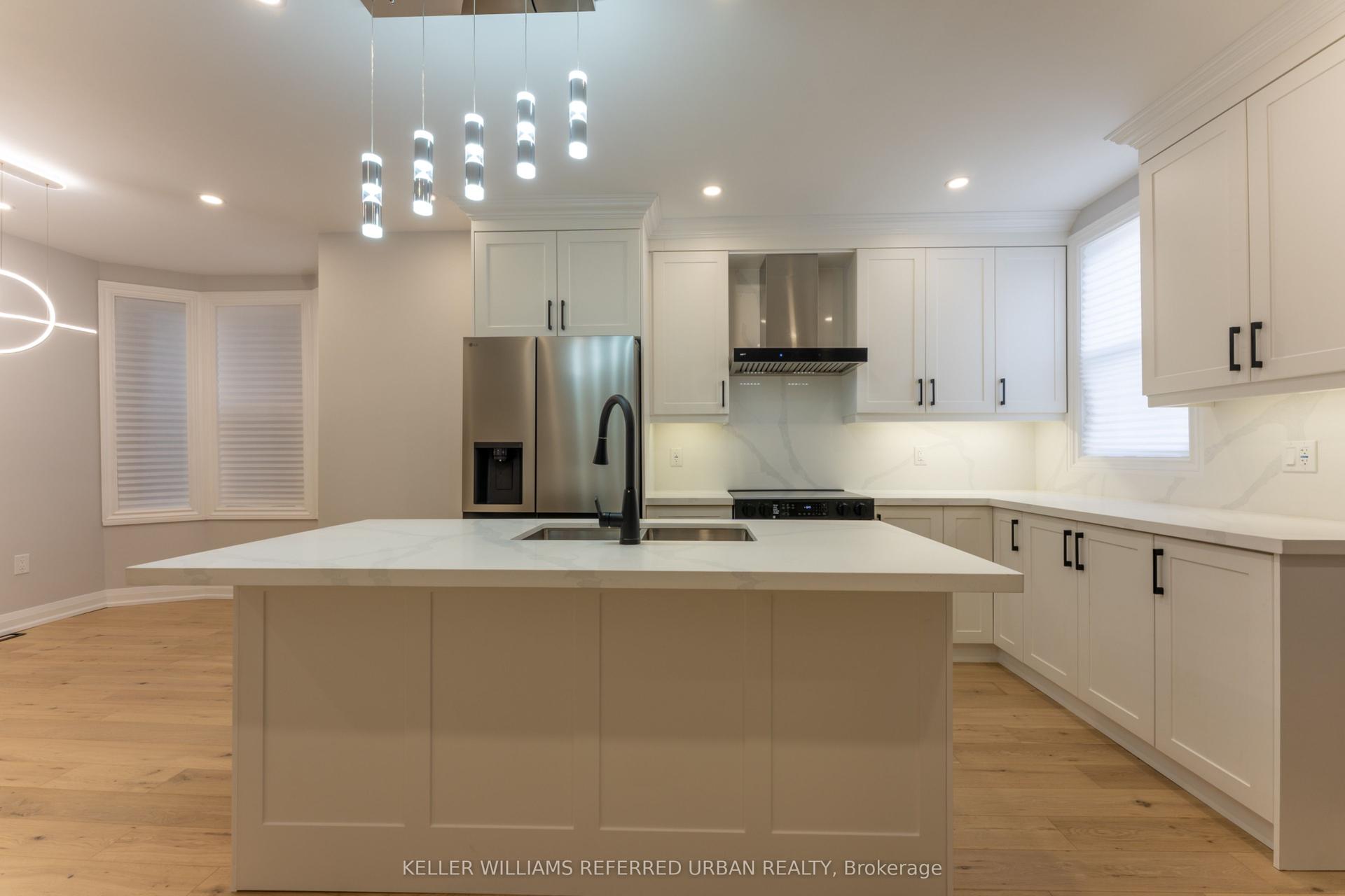 101 Marchmount Road Main and Upper #Main and Upper, Toronto — Semi-Detached for lease, photo 1