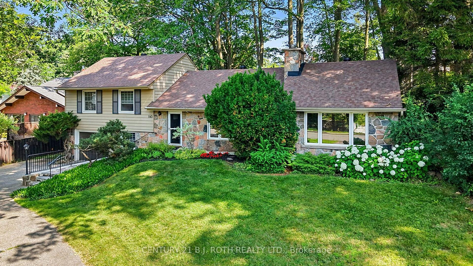 140 Shanty Bay Road, Barrie — Detached for sale, photo 1