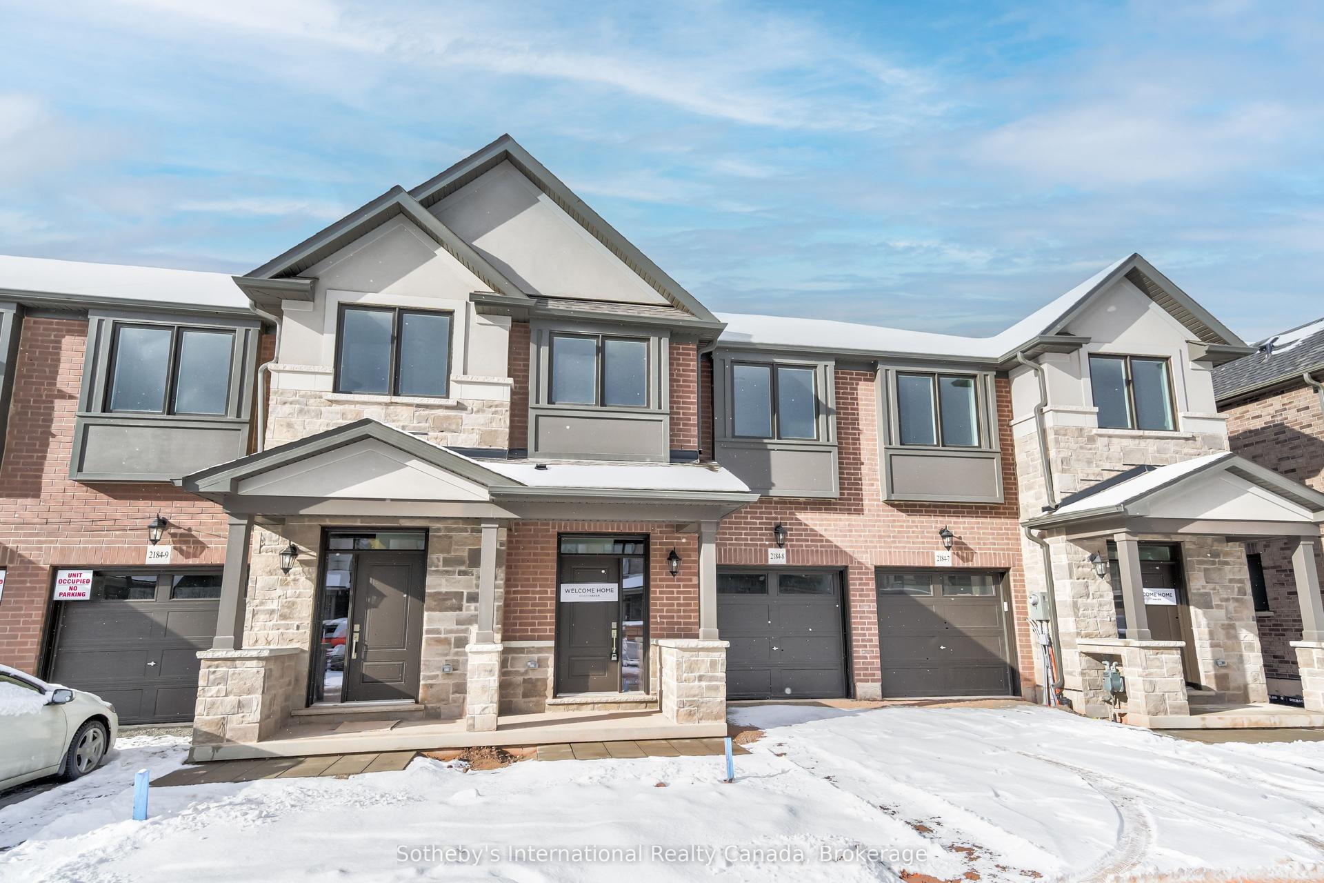 2184 Postmaster Drive 8 #8, Oakville — Townhouse for lease, photo 1