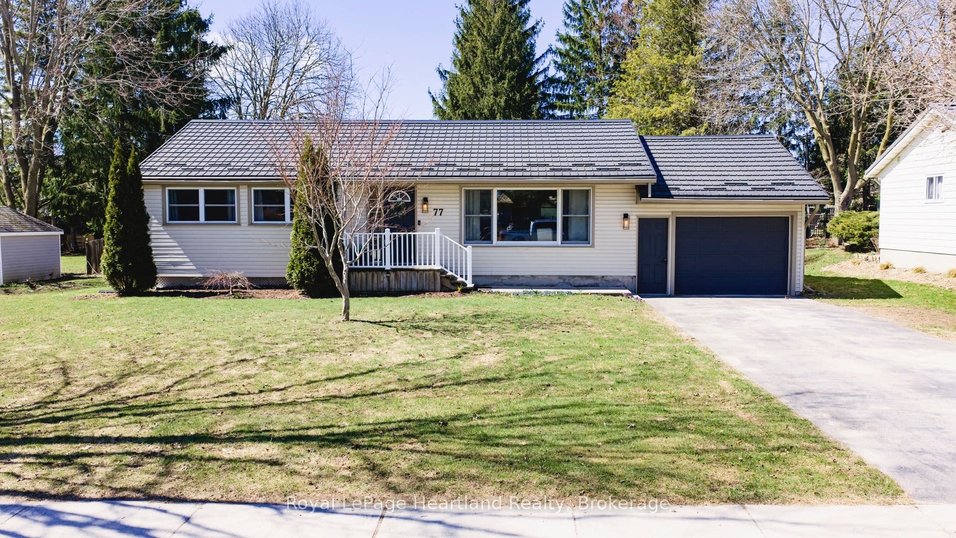 77 Chalk Street N — photo 1