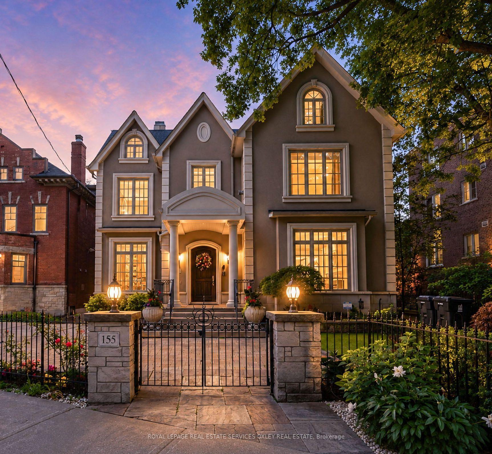 155 South Drive, Toronto — Detached for sale, photo 1