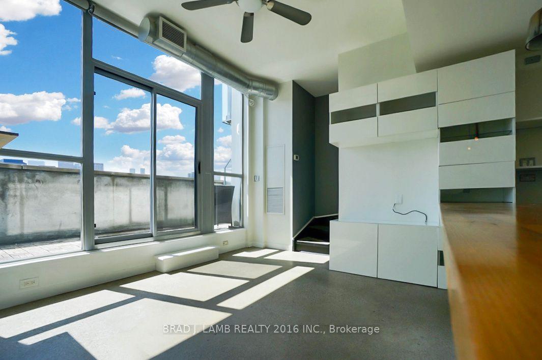 510 King Street E PH705 #PH705 — photo 1