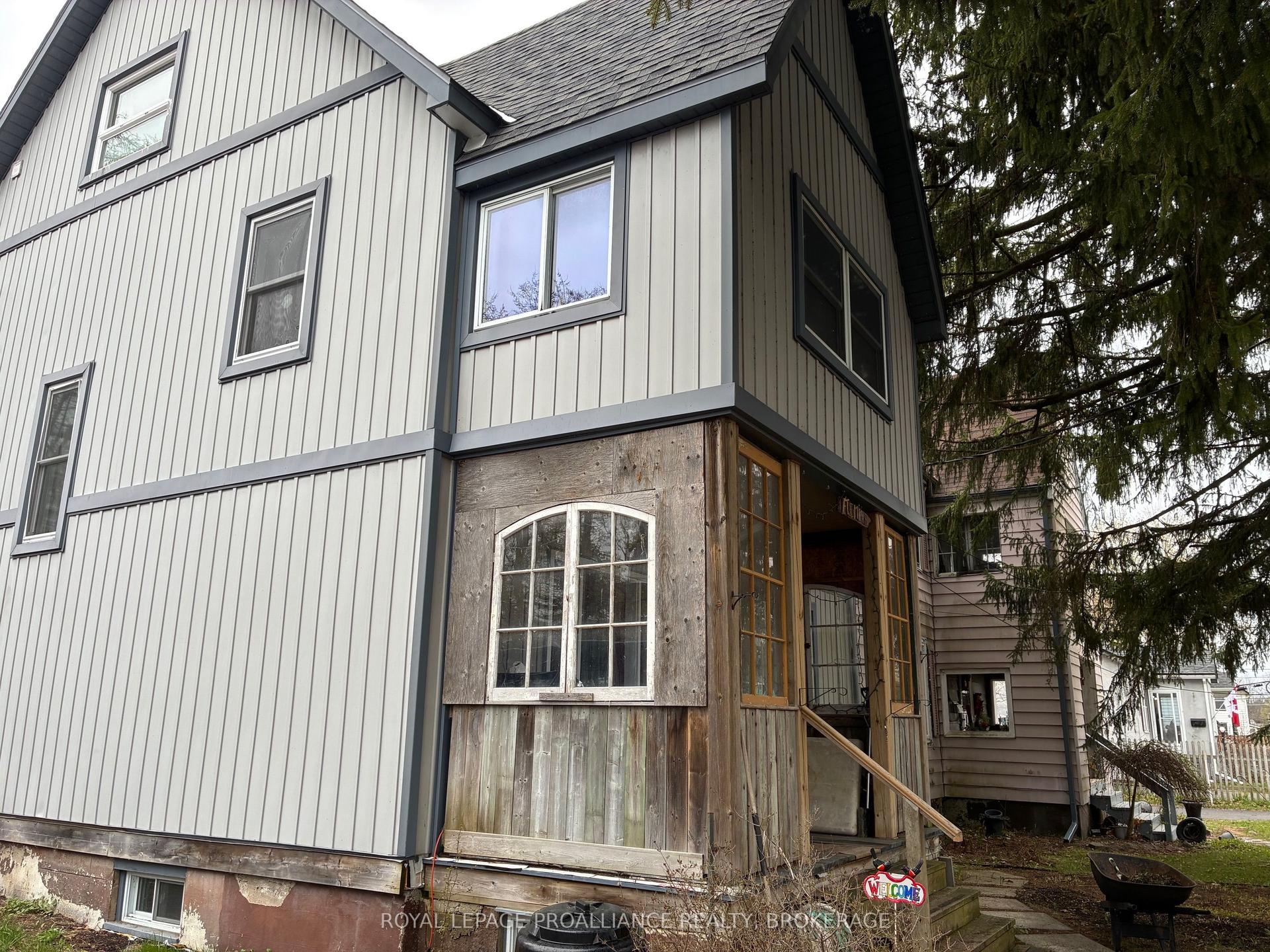 255 First Street — photo 1