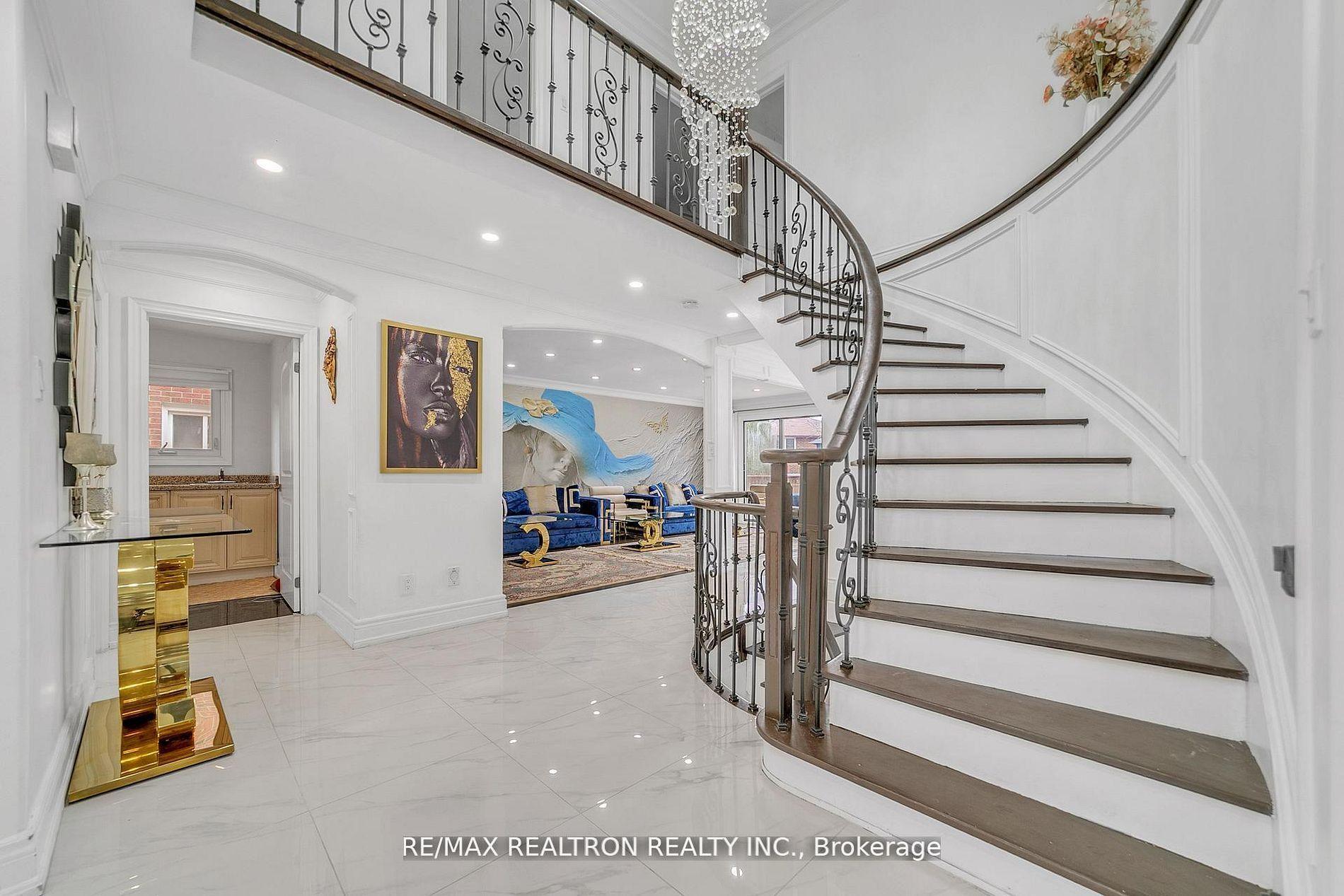 22 Butlers Court — photo 1