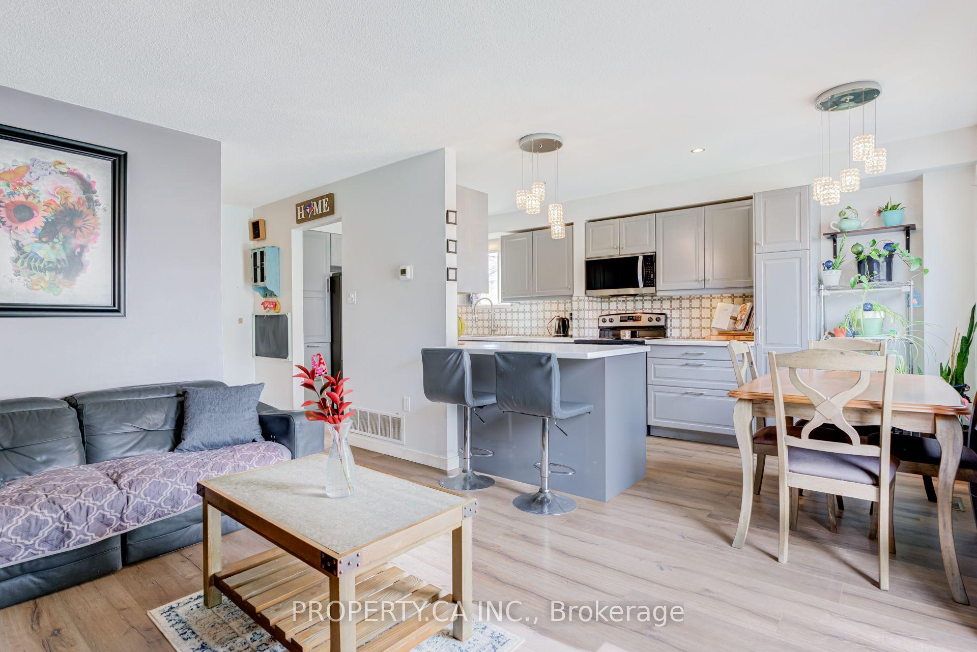 6 Hendley Drive — photo 1