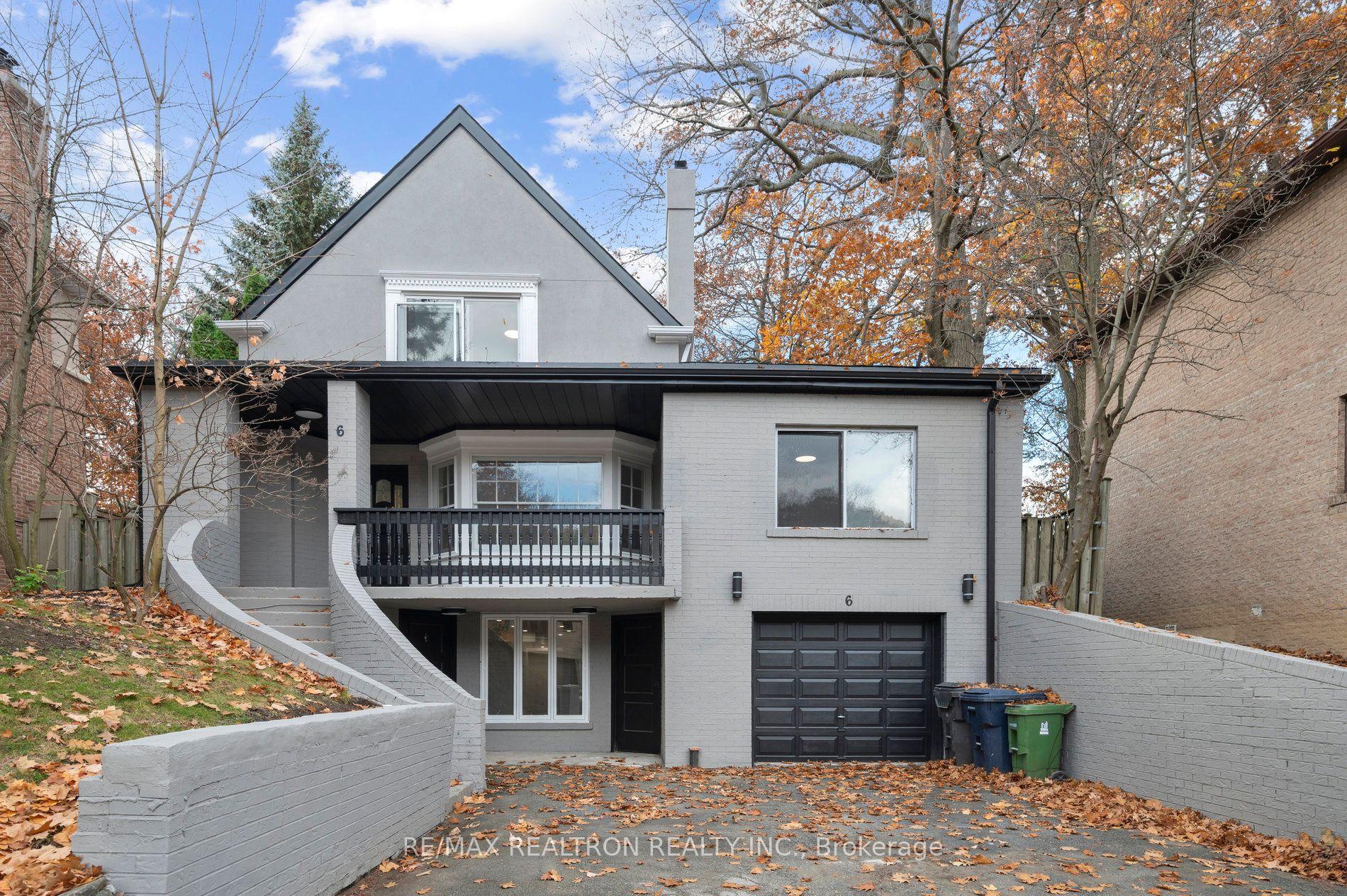 6 Woodvale Crescent Upper #Upper — photo 1