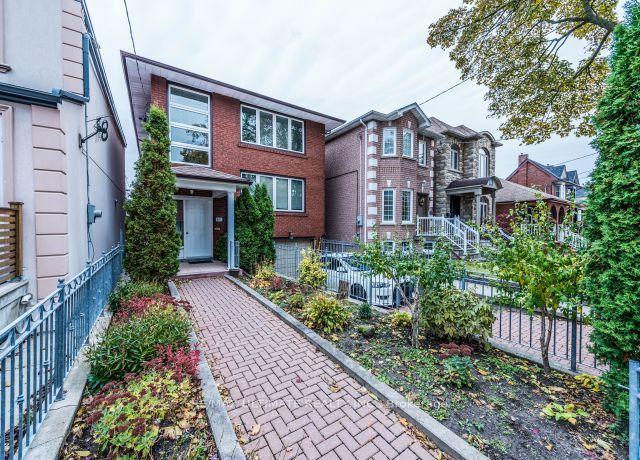 487 Salem Avenue N L1 #L1 — photo 1
