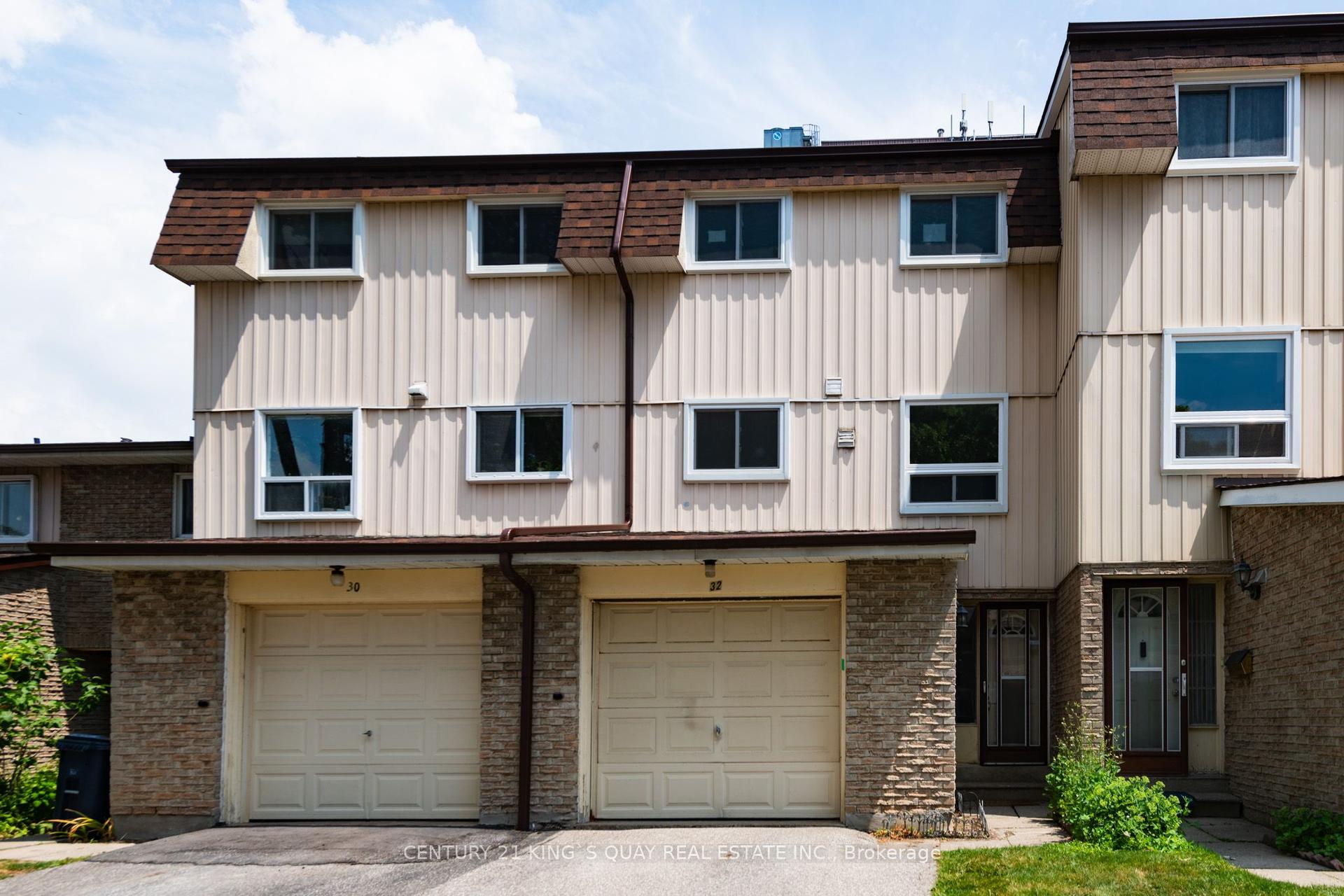 44 Chester Le Boulevard 32 #32, Toronto — Condo Town for lease, photo 1