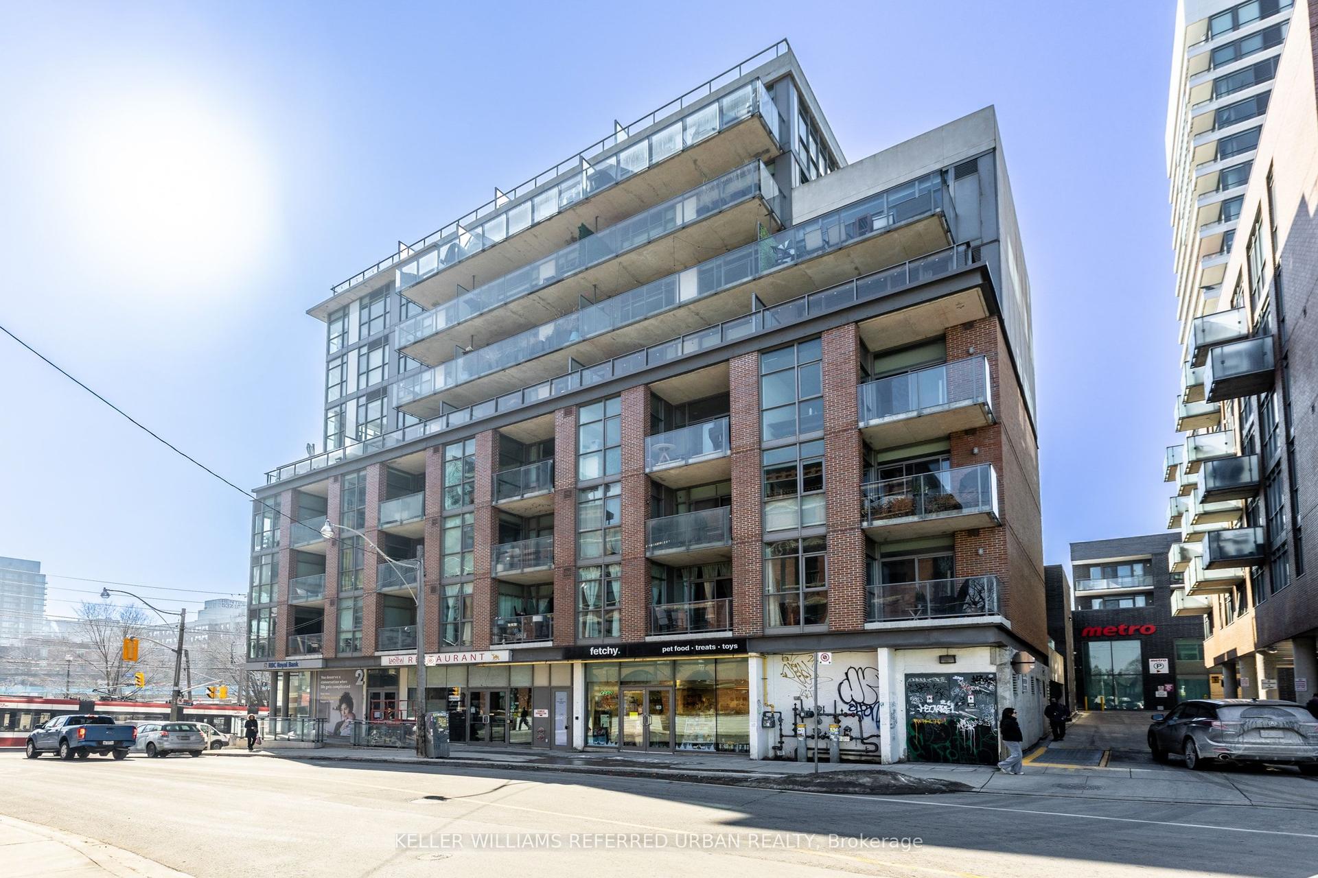 2 Gladstone Avenue 208 #208 — photo 1