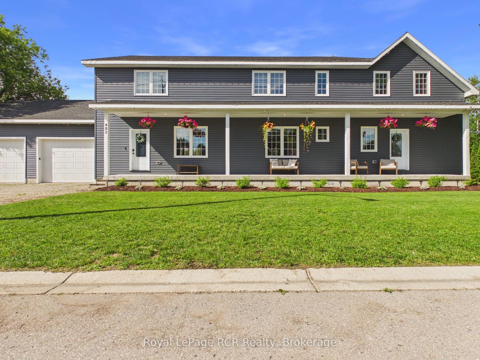 482 Wolsley Street — photo 1