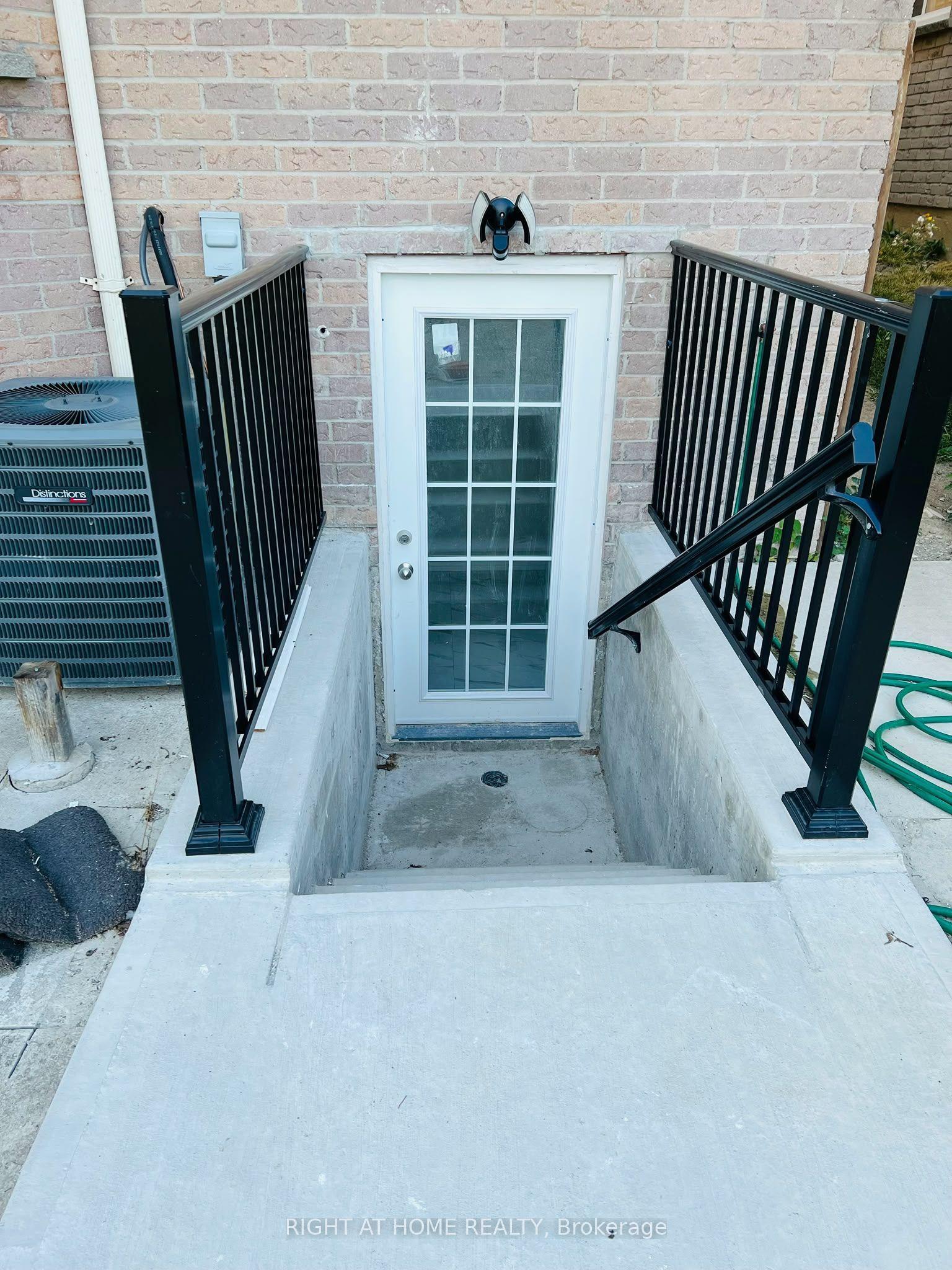 314 Harrowsmith Drive Lower #Lower, Mississauga — Detached for lease, photo 1