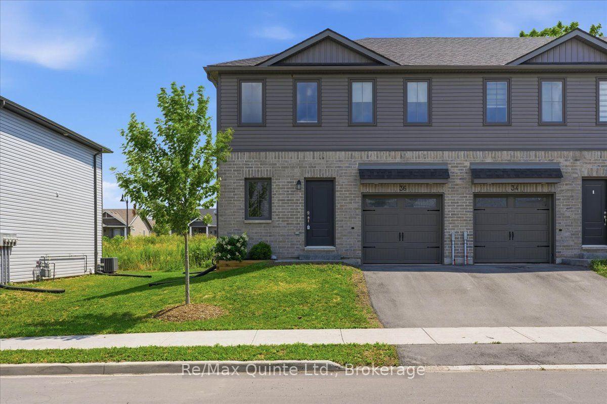 36 Campbell Crescent, Prince Edward County — Townhouse for sale, photo 1