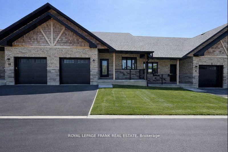 12 Pond Street — photo 1