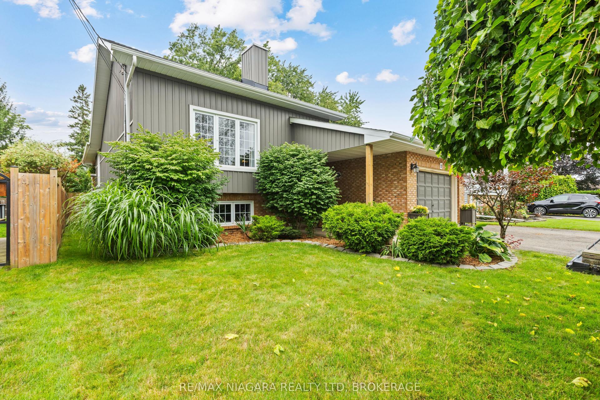 11 Northaven Road, Welland — Detached for sale, photo 1