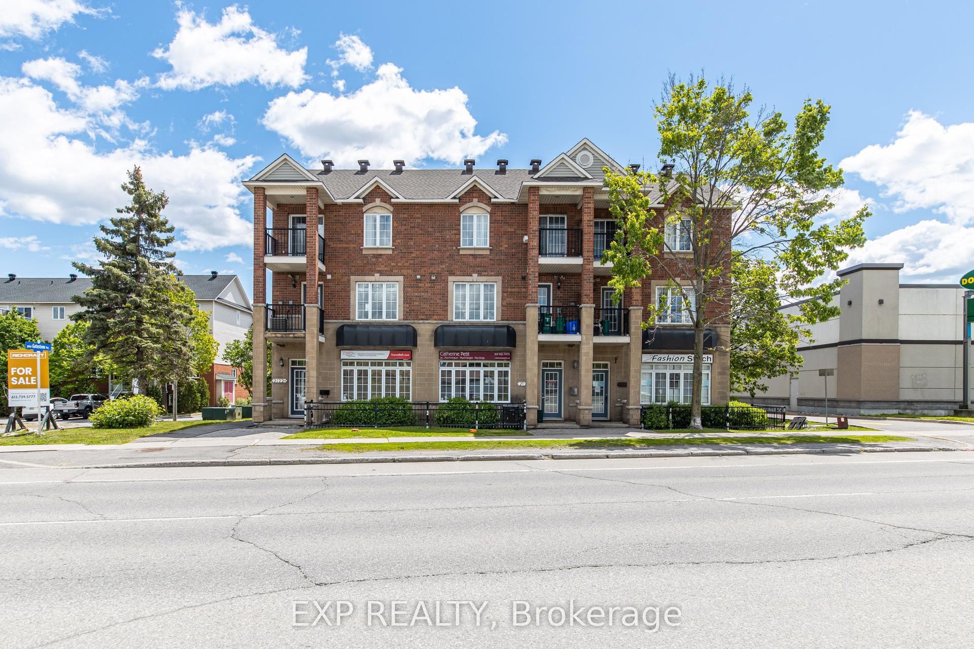 102 Gatestone Private — photo 1