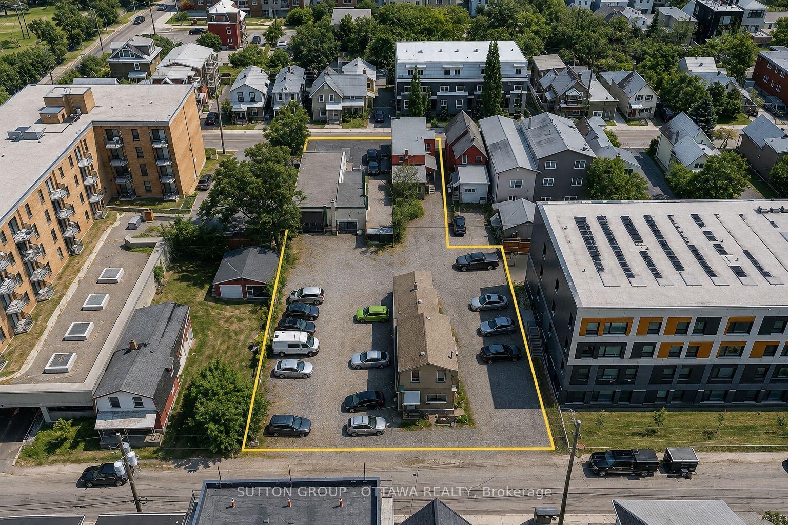 143 Forward & 140-144 Hinchey Avenue, West Centre Town — Land for sale, photo 1