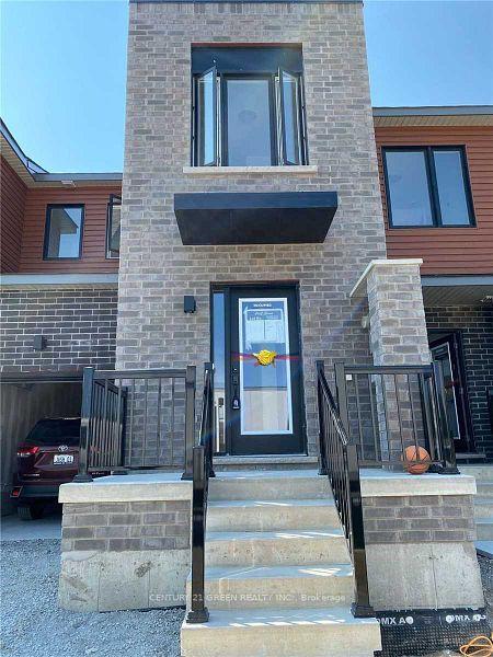 135 Turnberry Lane — photo 1