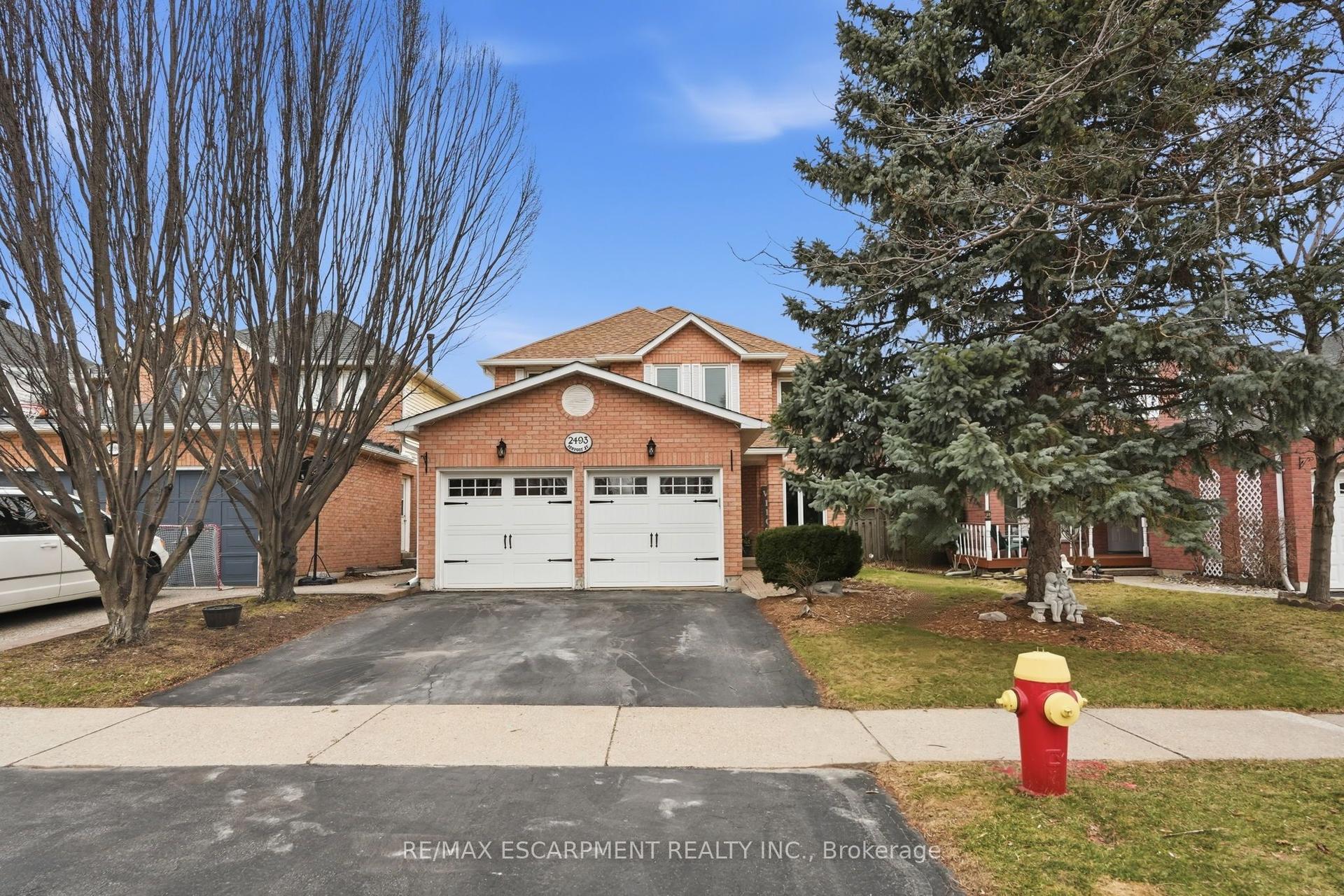 2493 Newport Street — photo 1