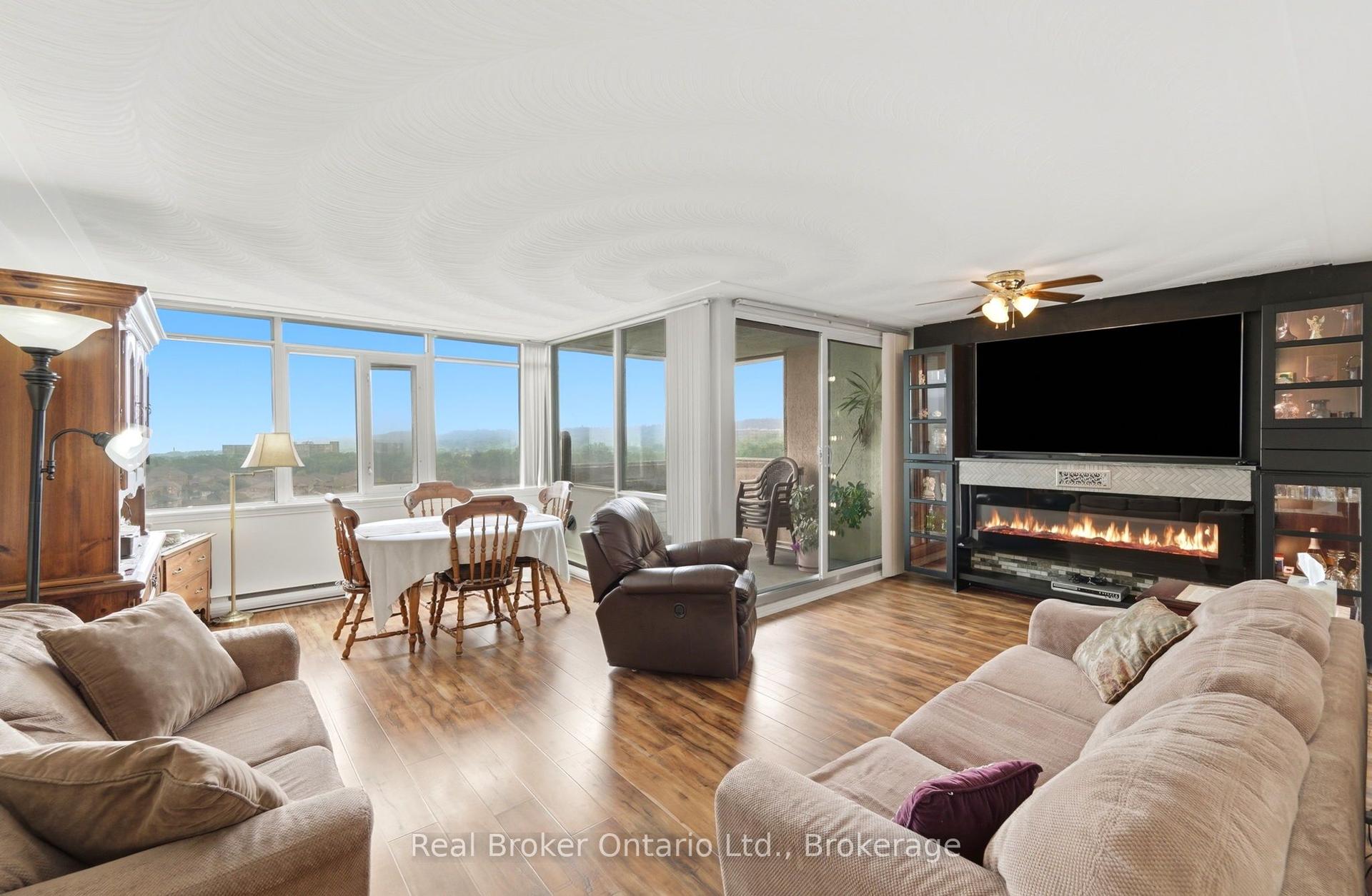 40 Harrisford Street 908 #908, Hamilton — Condo for sale, photo 1