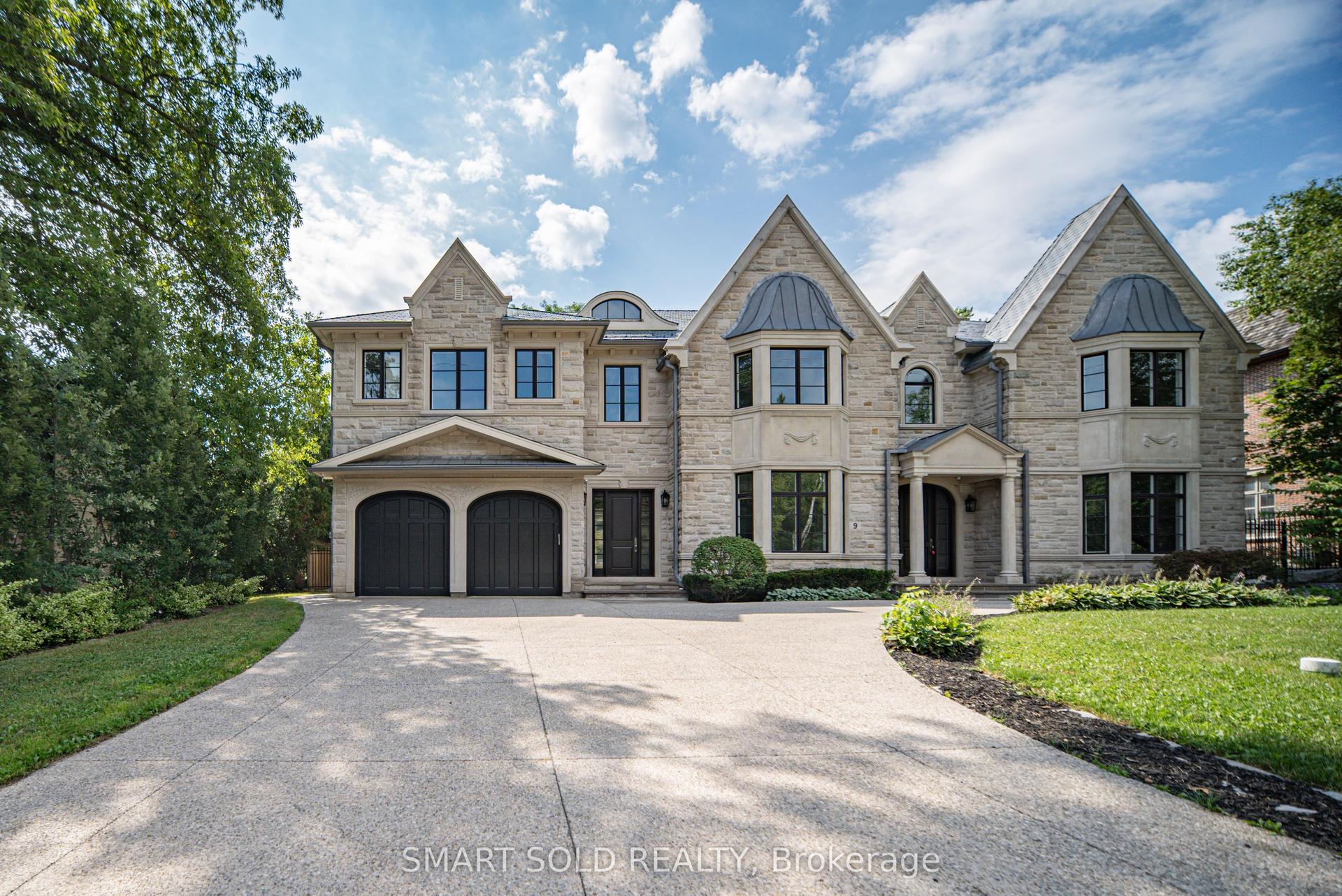 9 Saintfield Avenue, Toronto — Detached for sale, photo 1