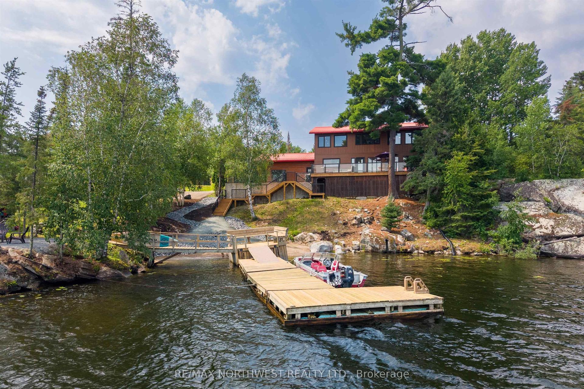 38 Kimberly Road, Kenora Remote Area — Detached for sale, photo 1