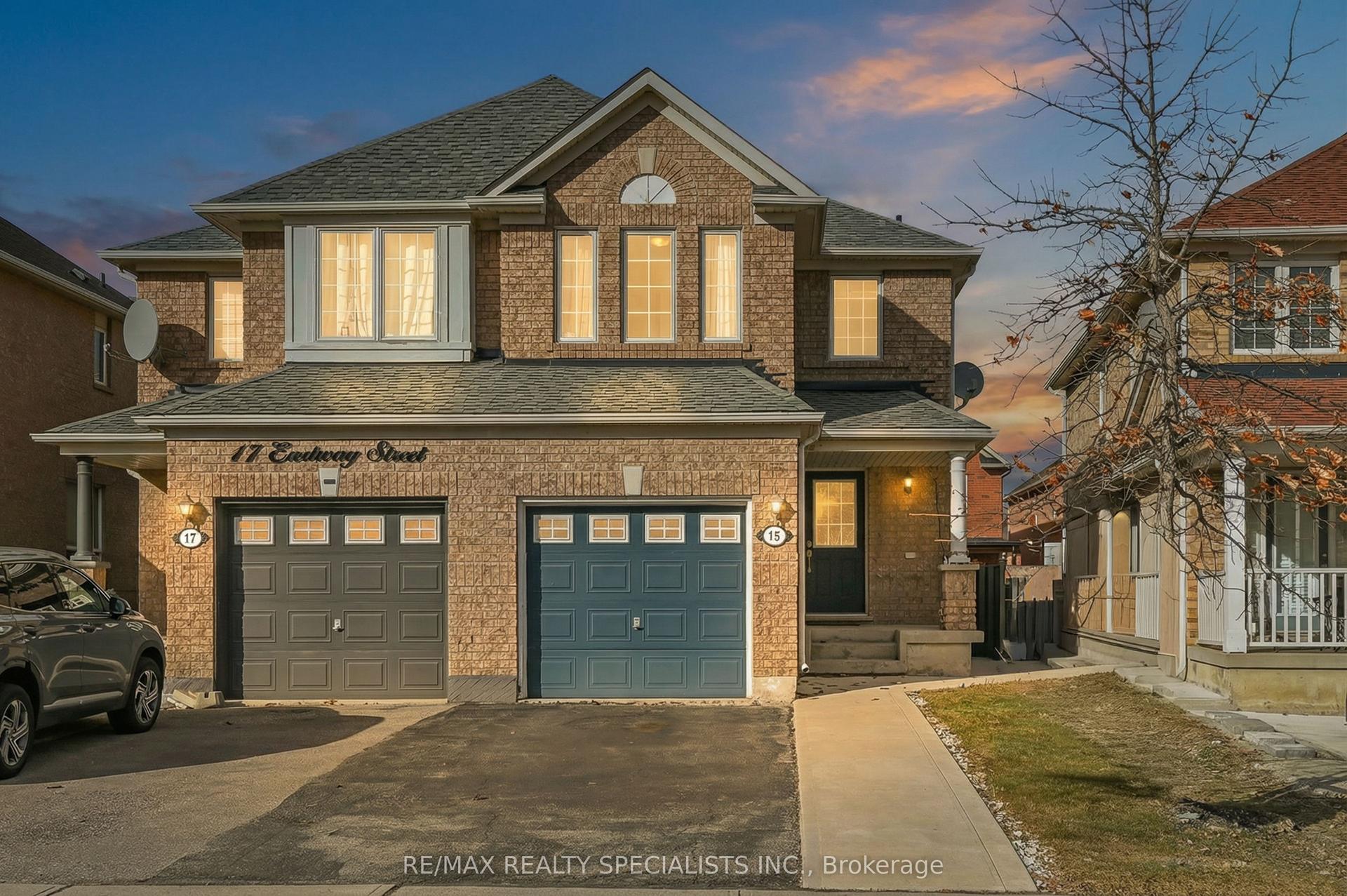 15 Eastway Street — photo 1