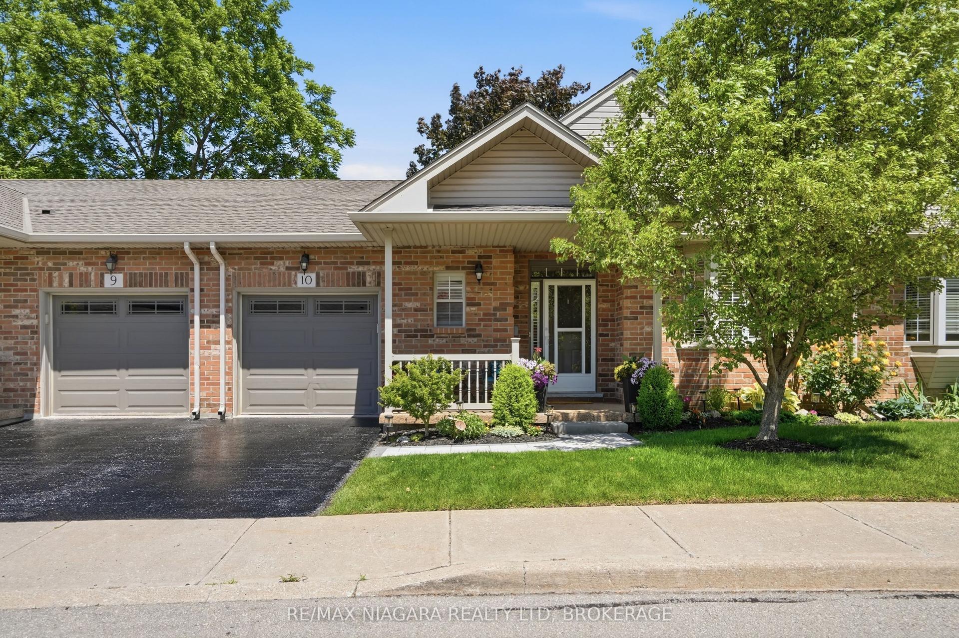 99 Linwell Road 10 #10, St. Catharines — Condo Town for sale, photo 1