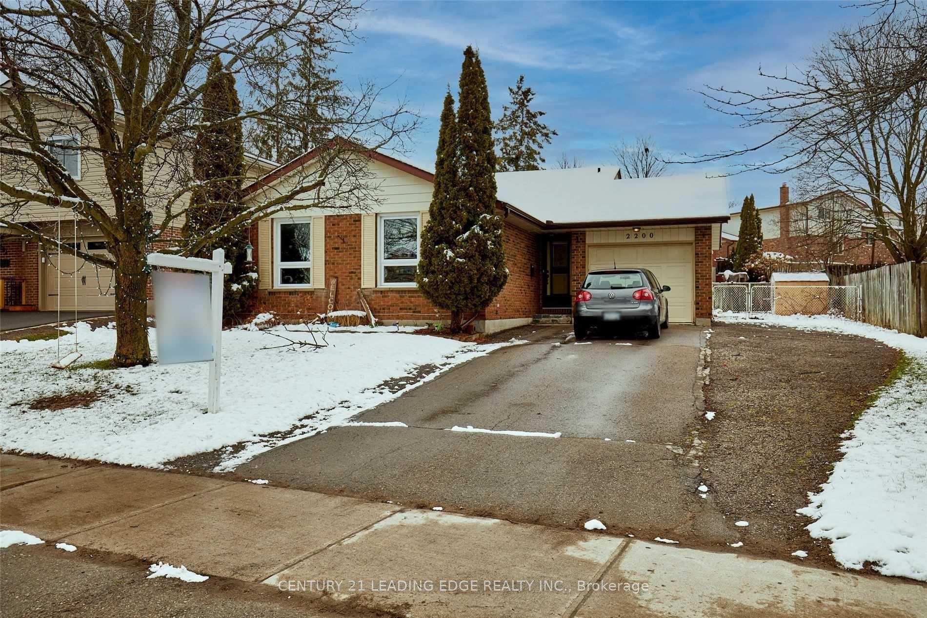 2200 Kawartha Heights Boulevard Bsmt #Bsmt — photo 1