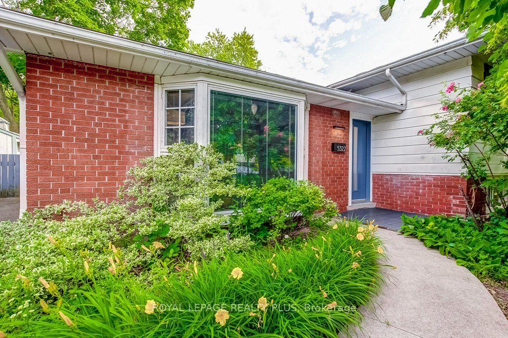 5322 Windermere Drive, Burlington — Detached for sale, photo 1