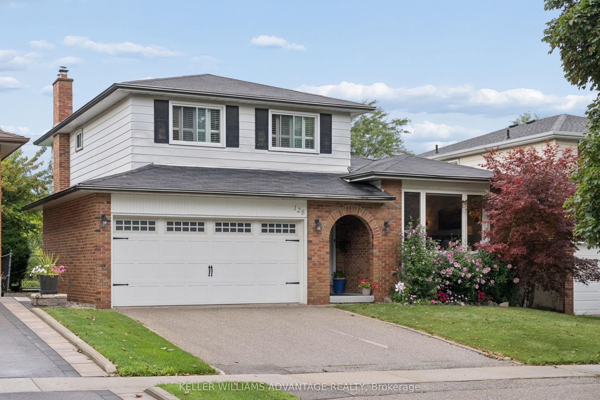 128 Holmcrest Trail, Toronto — Detached for sale, photo 1